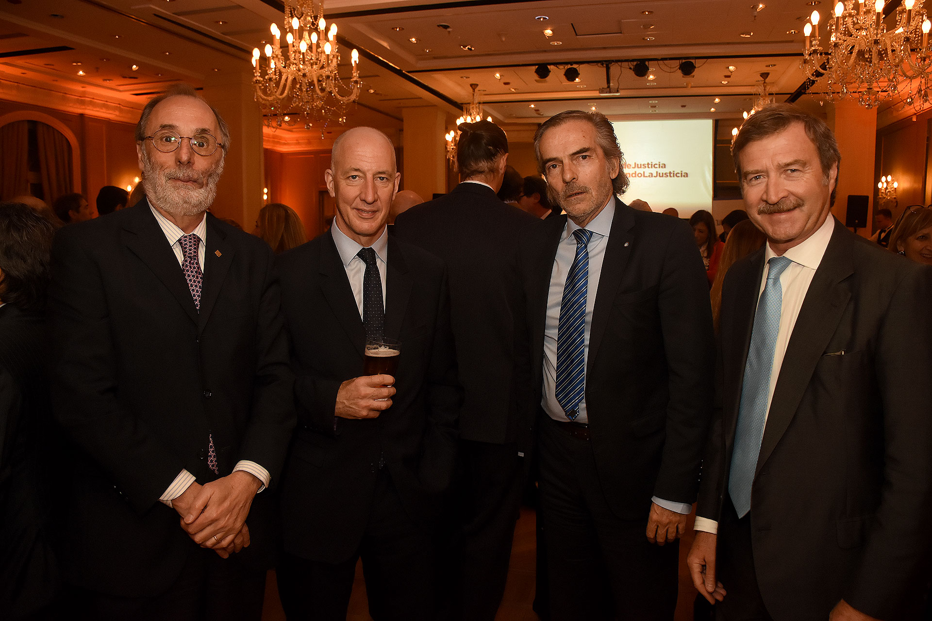 El diputado Pablo Tonelli, el embajador británico Mark Kent, el juez Gustavo Hornos y el presidente del Colegio de Abogados de la Ciudad de Buenos Aires Máximo Fonrouge