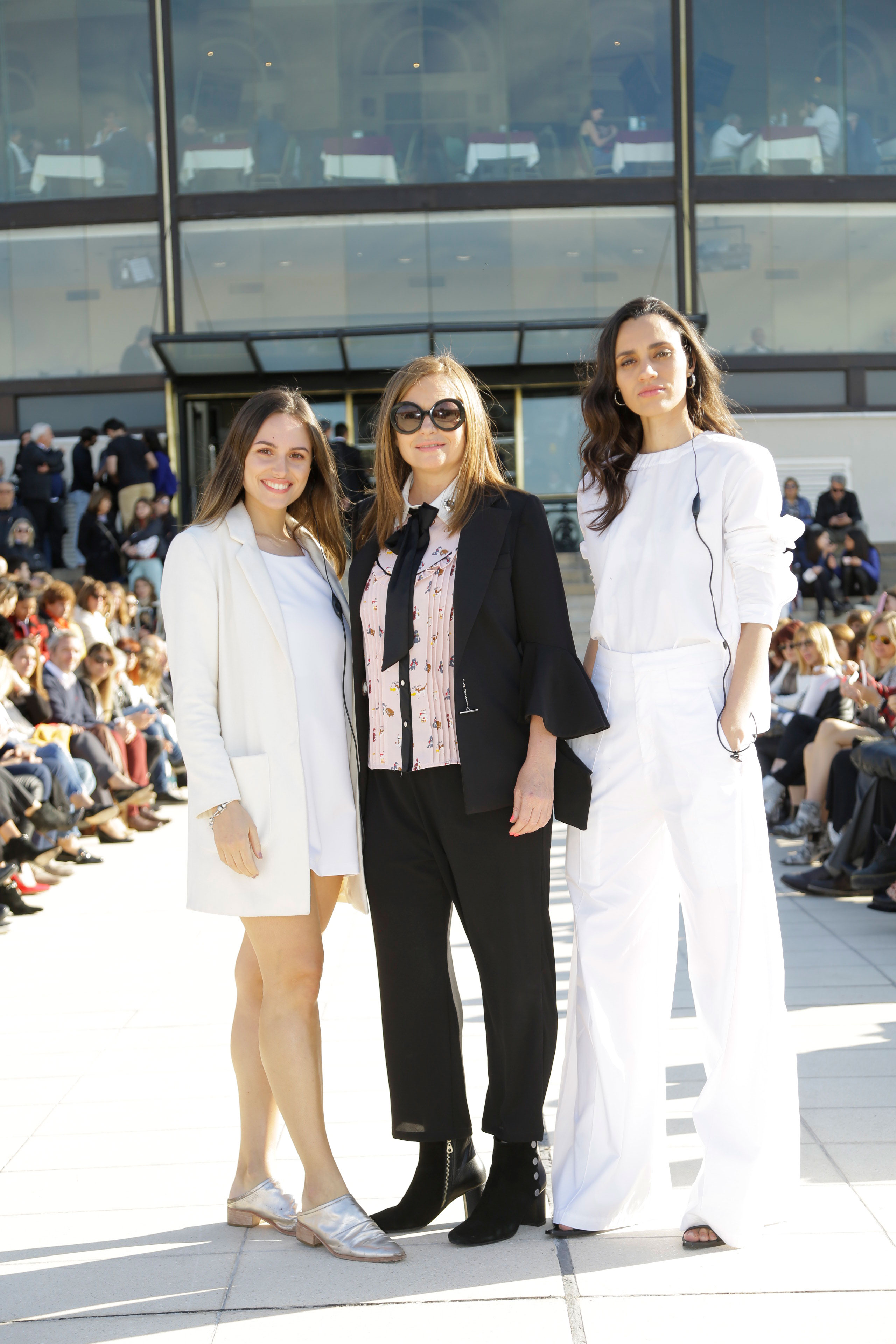 Antonella Bárbaro, Gabriela Vidal, productora general del evento, y Natalí Franco