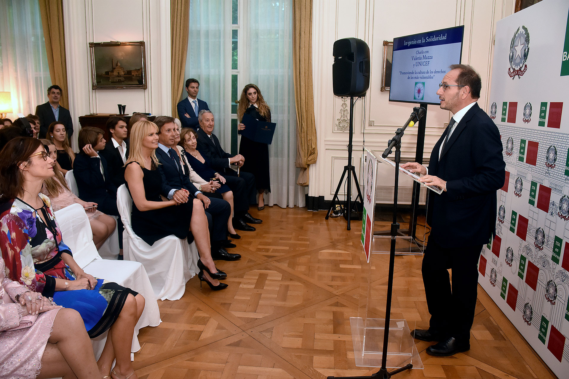 El discurso del embajador de Italia en la Argentina, Giuseppe Manzo