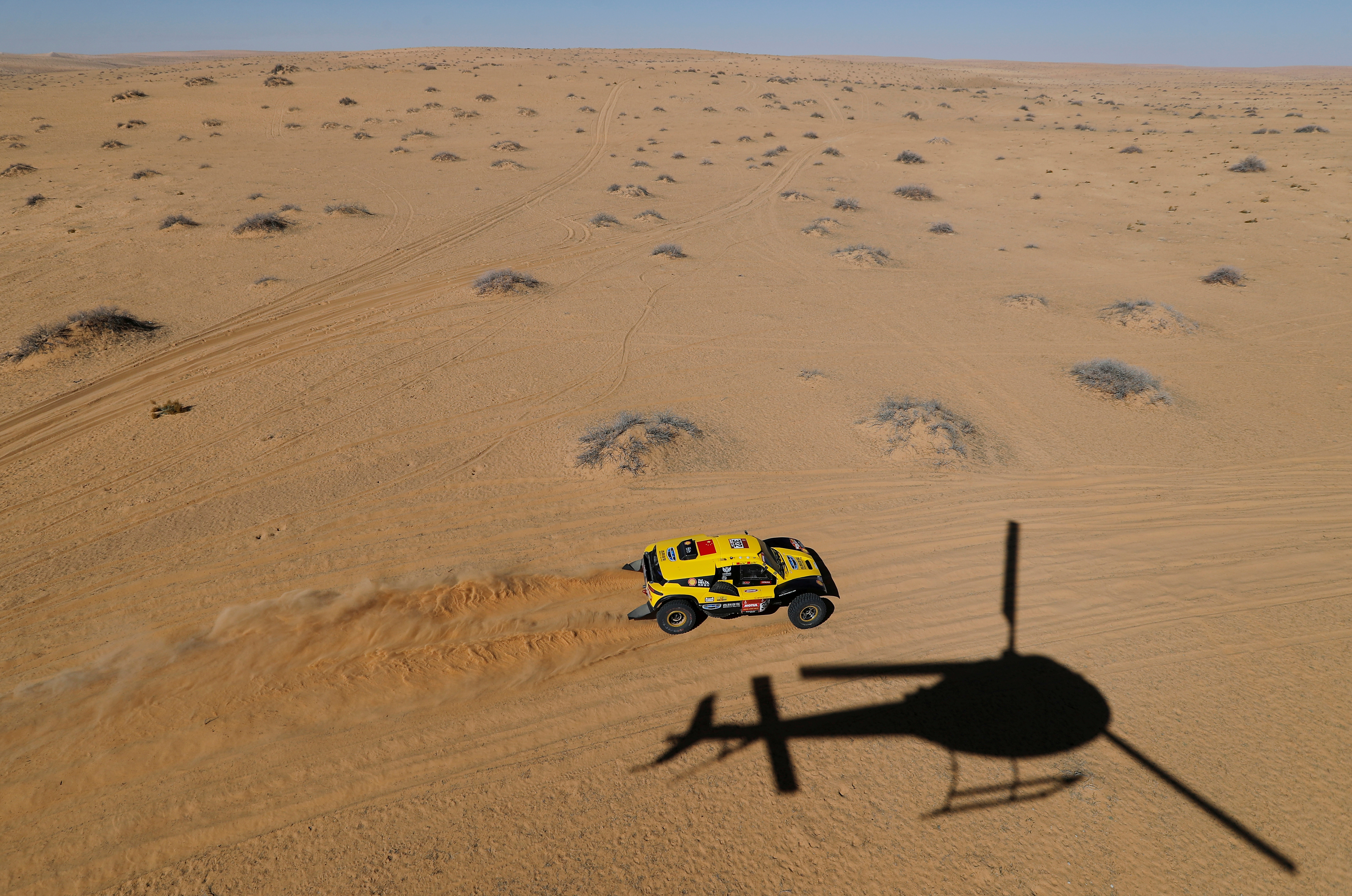 El viernes, el Dakar deja Hail para enlazar con Riad, en una larga etapa de 830 km, de los cuales 478 de tramos cronometrados, antes de tener una jornada de descanso en la capital de Arabia Saudita