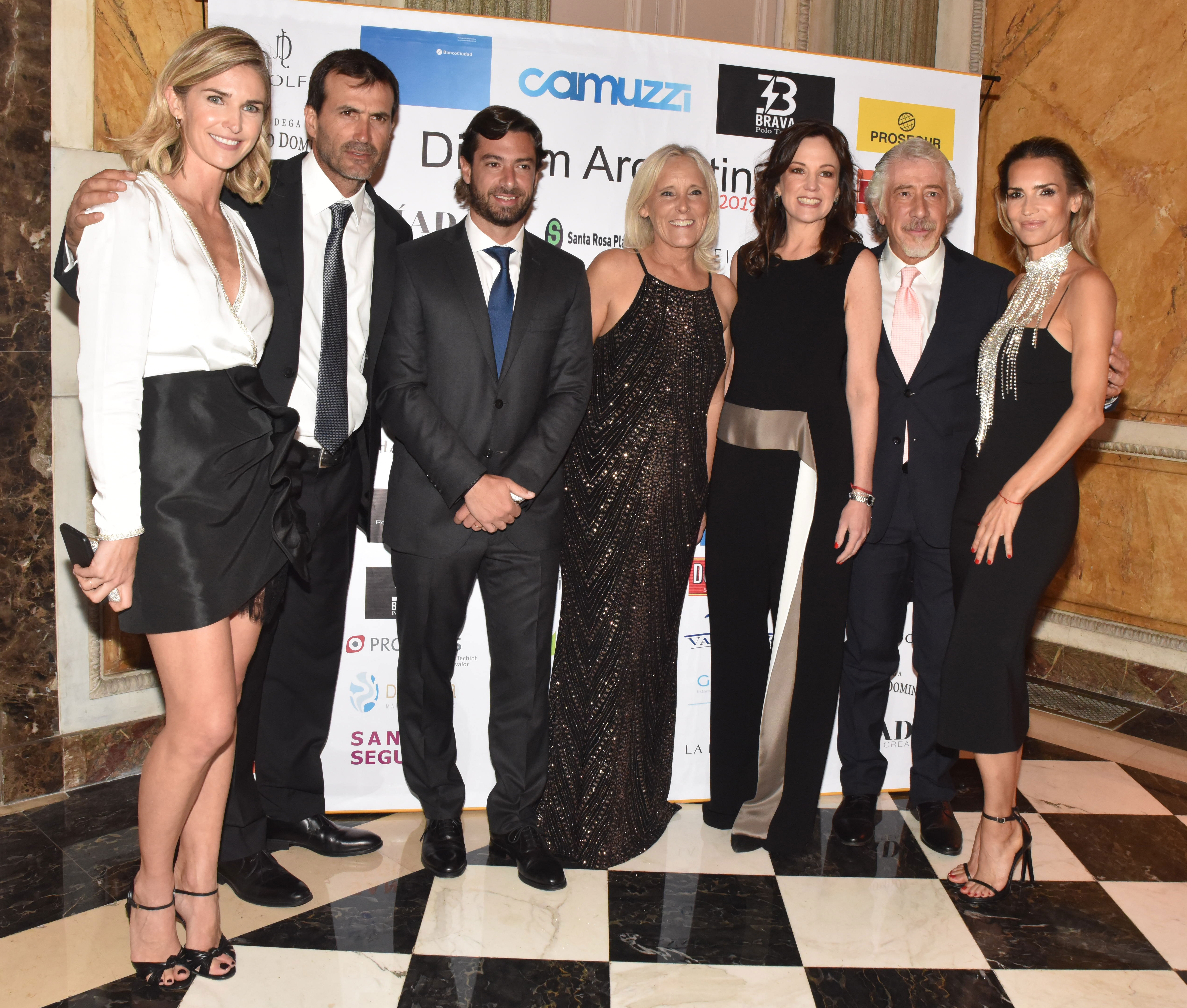 Julieta Spina, Adolfo Cambiaso, Federico Salvai, María Arabetti, Carolina Stanley, Gustavo Abichacra y María Vázquez