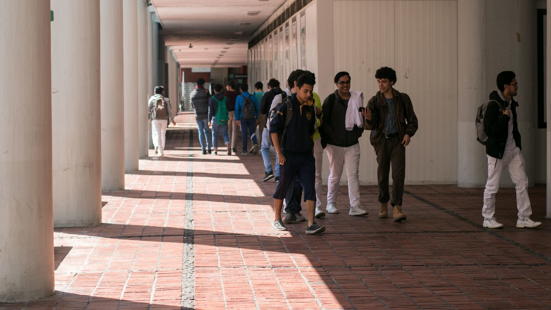 Aspectos de la facultad de Medicina de la UNAM durante el paro nacional