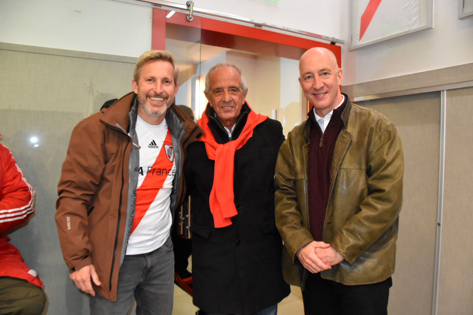 Rogelio Frigerio junto a Rodolfo D'Onofrio y el embajador de Reino Unido, Mark Kent