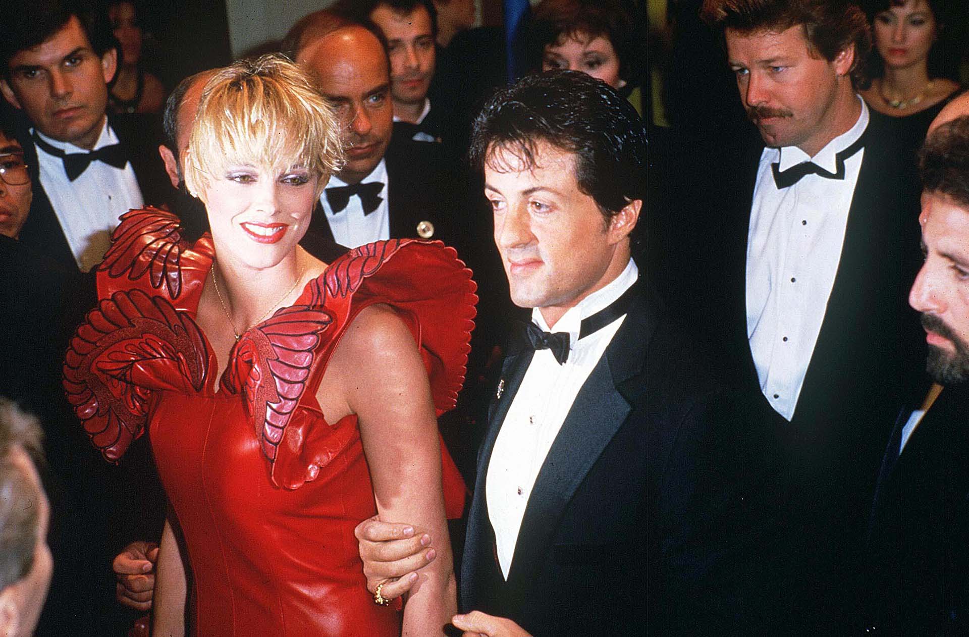 Sylvester Stallone y Briggite Nielsen. Este matrimonio fue breve y turbulento. Sly se convirtió en carne de tabloide. Las tapas de las revistas de la farándula se multiplicaron. La ruptura, como no podía ser de otro modo, también fue resonante (Shutterstock)