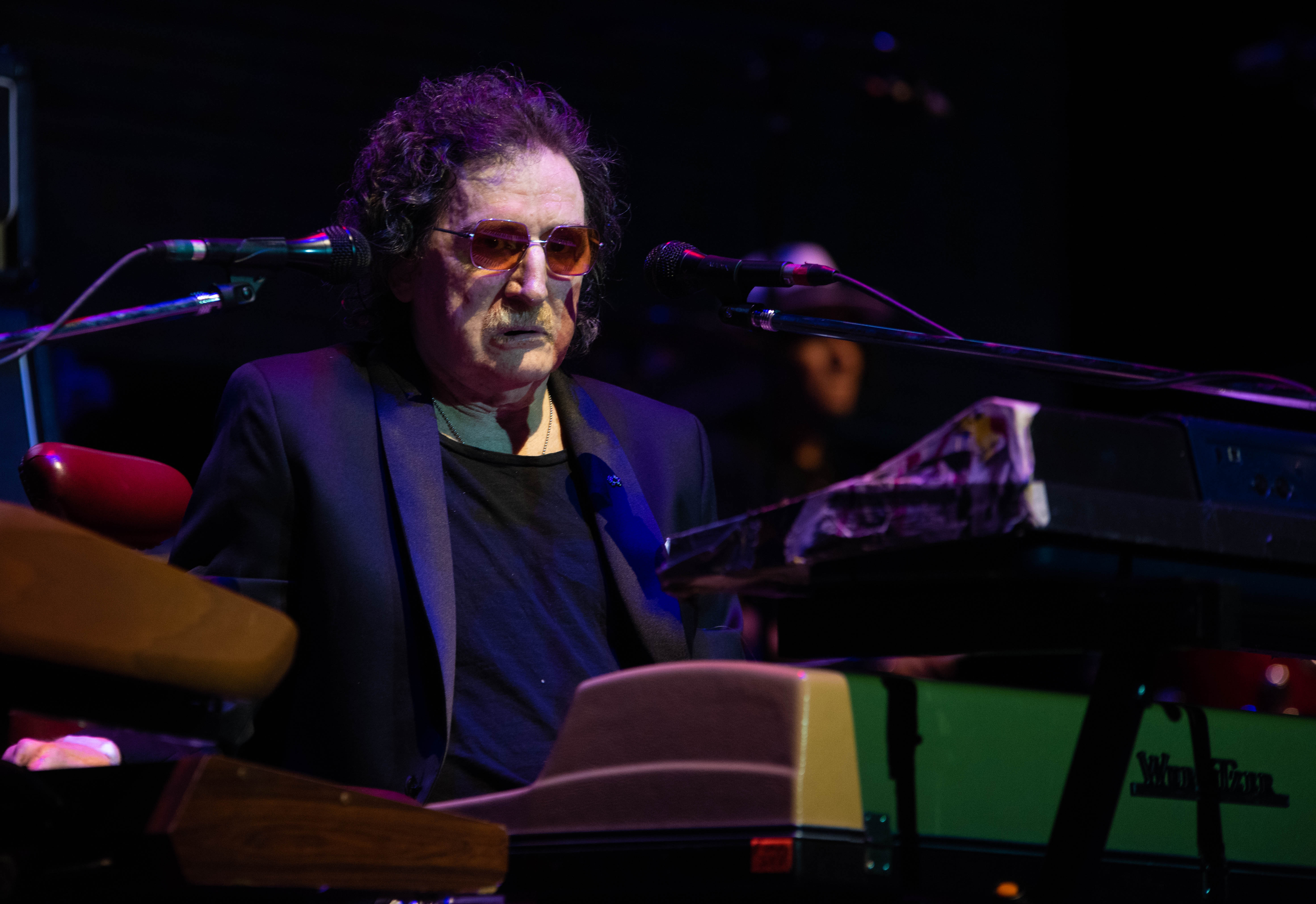 La última presentación Charly fue pasado 7 de agosto, fecha en la que agotó las entradas en cuestión de horas y donde utilizó la misma metodología para anunciar este show: con poca anticipación