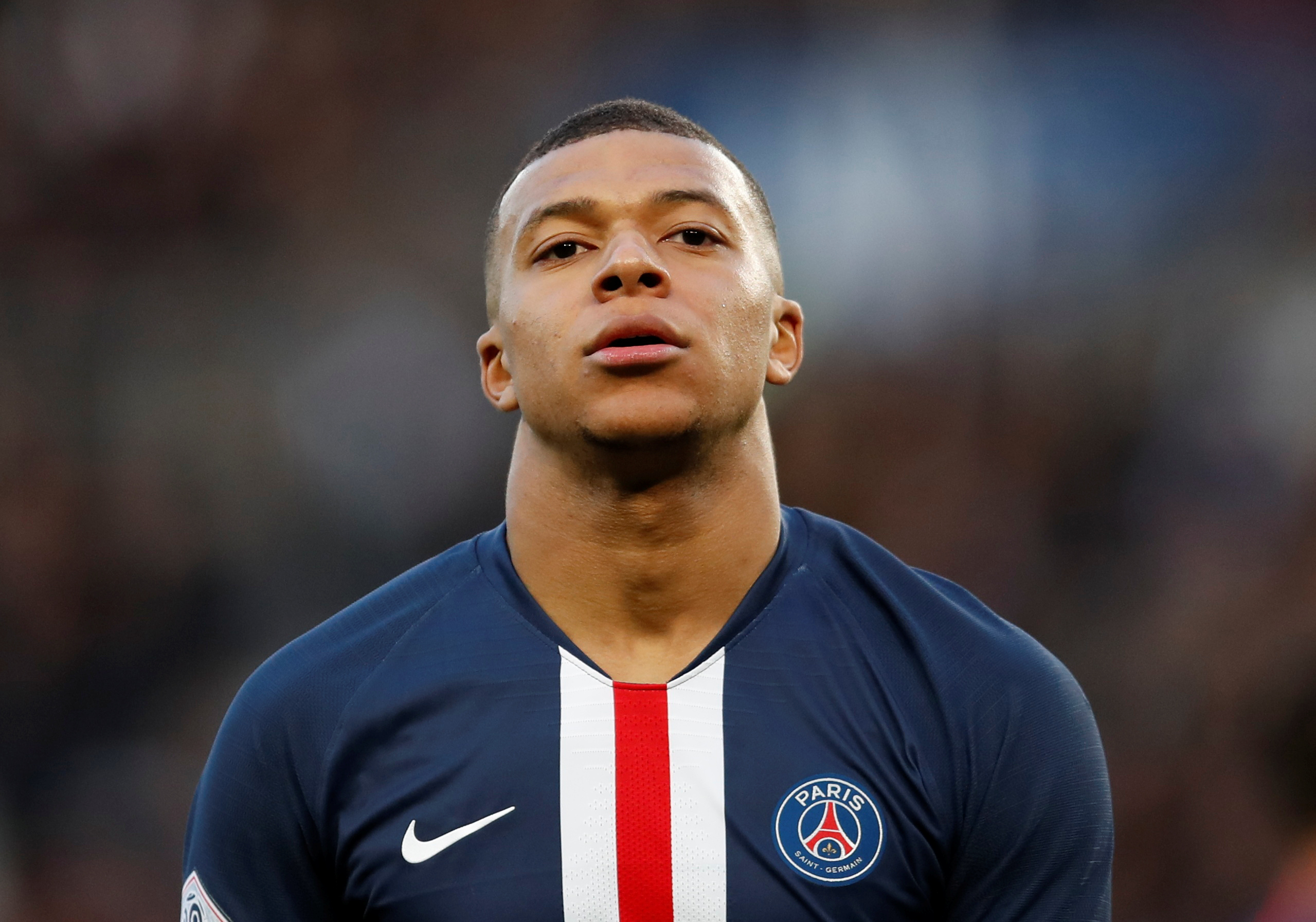 Kylian Mbappé presentó síntomas que se asemejan a los del coronavirus (Reuters)