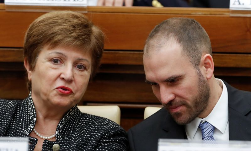 La directora gerente del FMI, Kristalina Georgieva, y el ministro de Economía, Martín Guzmán, en la reciente conferencia realizada en el Vaticano