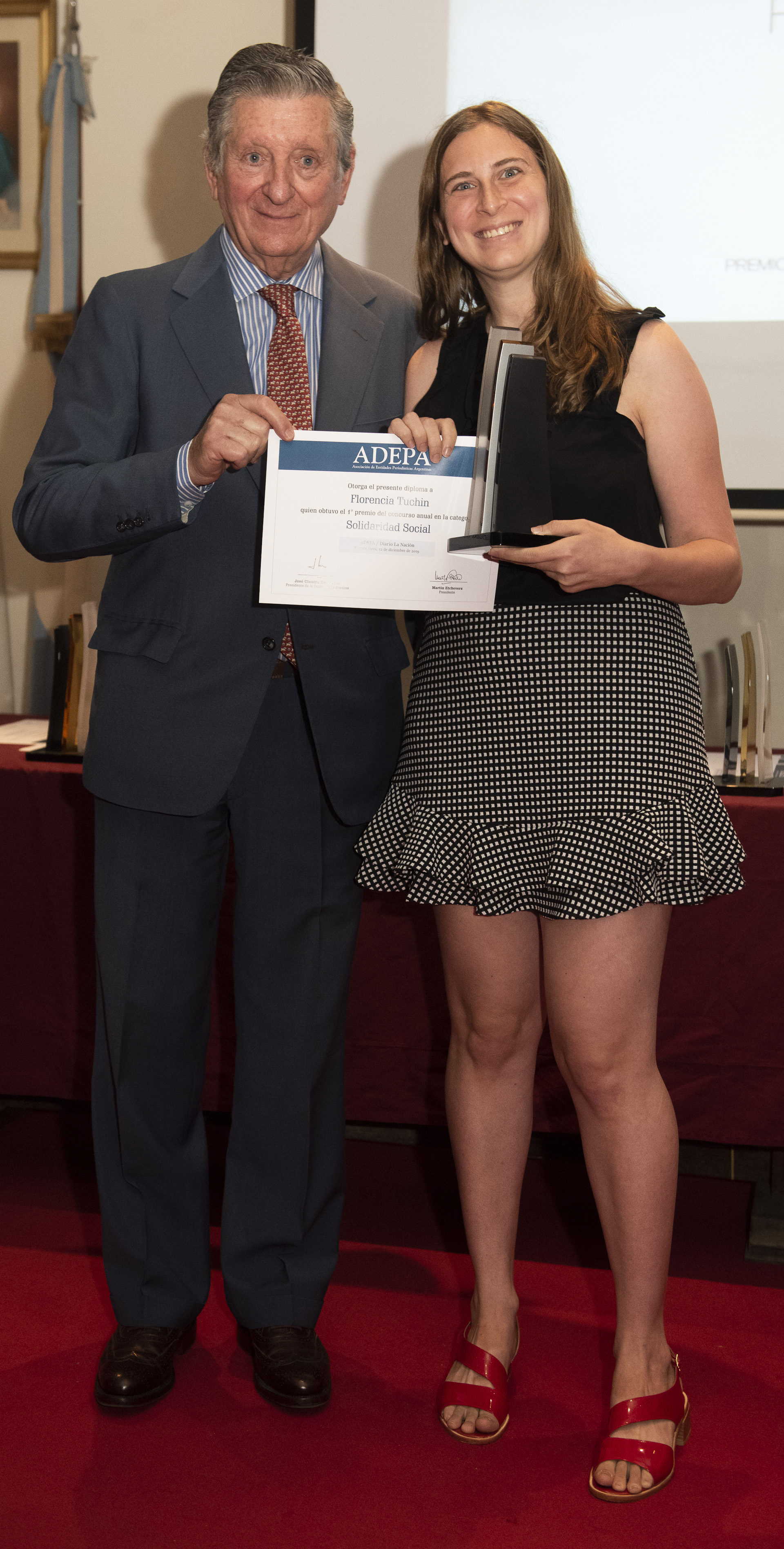 Florencia Tuchin, de Red/acción, Buenos Aires, recibió el 1° premio en la categoría Solidaridad Social. También en esta categoría, recibió Mención Especial Lucía Lozano, de La Gaceta, Tucumán