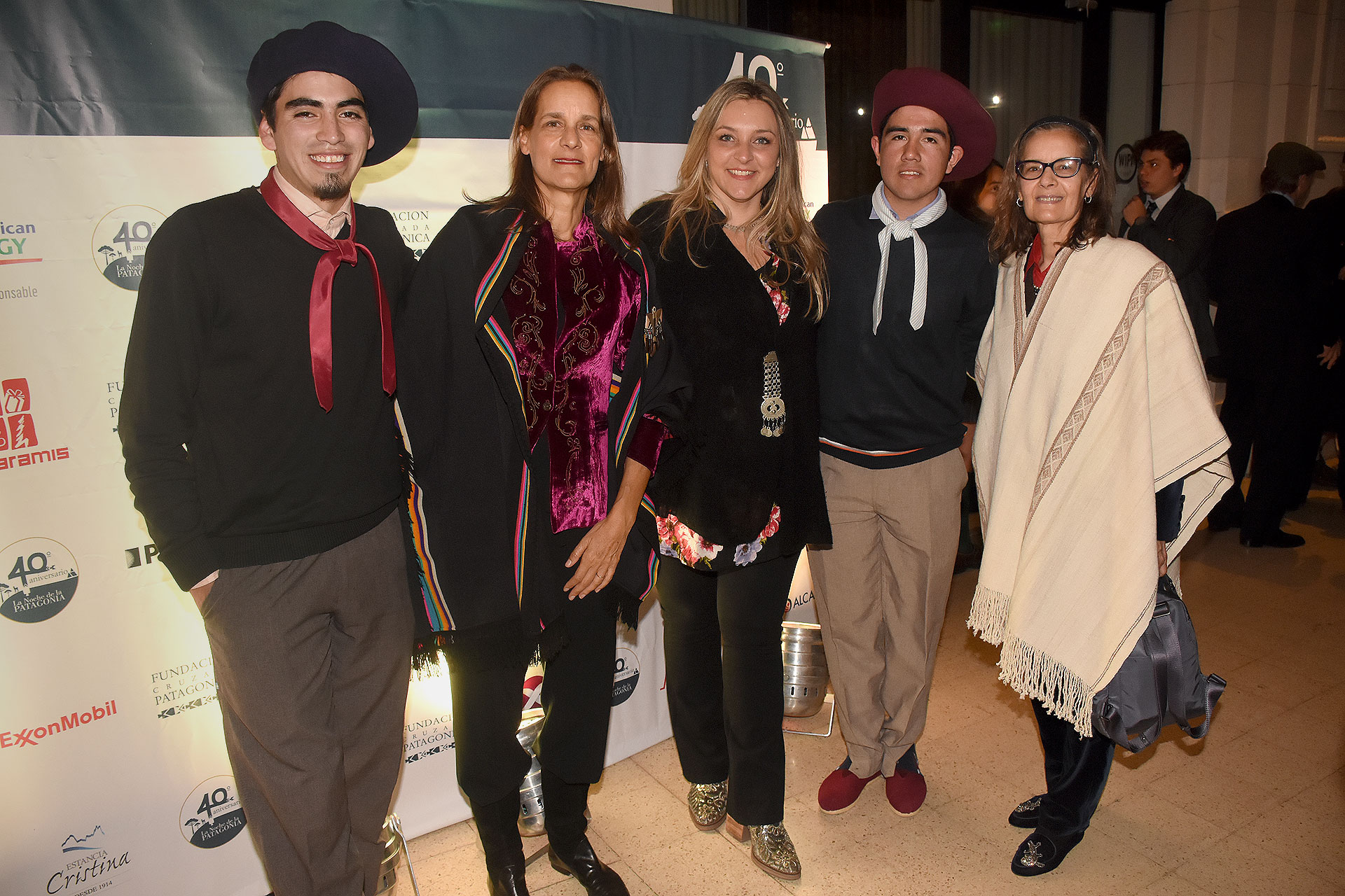 Cruzada Patagónica acompaña a más de 90 parajes rurales de las provincias de Neuquén, Río Negro y Chubut. Teniendo la misión como bandera y cada historia como motivación, la Fundación quiere seguir creciendo y sus integrantes aseguran que, la celebración de estos primeros 40 años, son el impulso para continuar