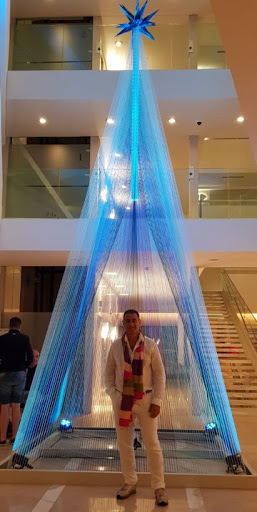 Luis González Arce en la gran fiesta del The Grand Hotel Punta del Este