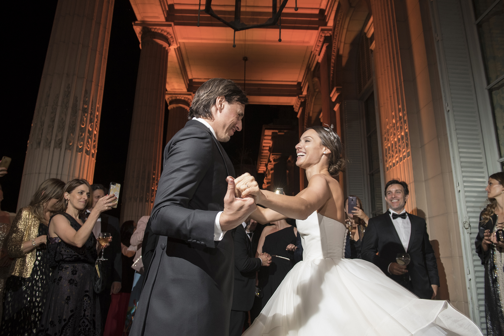 Los novios bailan el vals