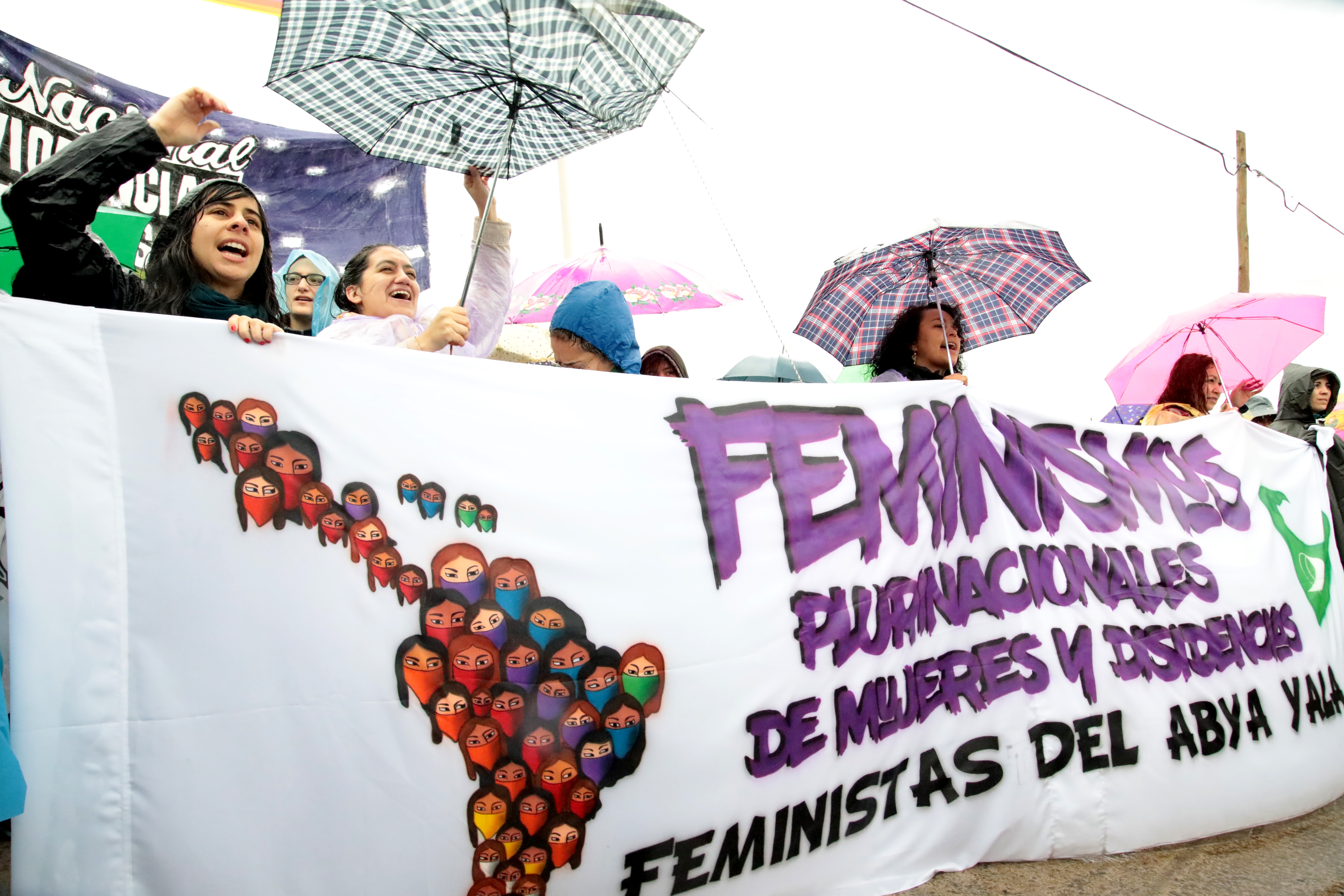 La Dirección General de Cultura y Educación de la provincia puso a disposición 490 escuelas estatales de La Plata, Berisso y Ensenada para brindar alojamiento de manera gratuita