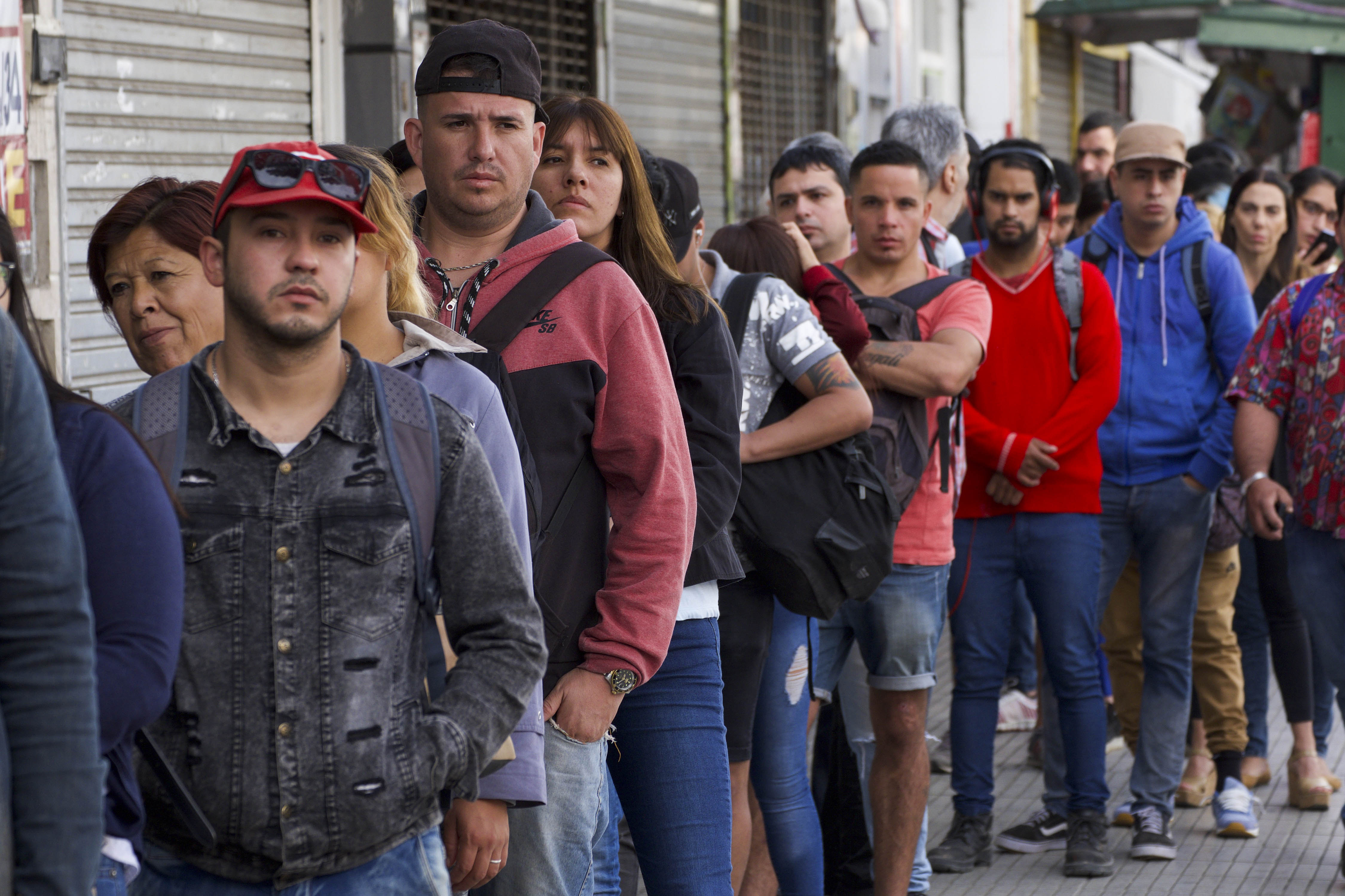 El paro del tren Sarmiento por 24 horas afectó a 320 mil pasajeros de acuerdo al Ministerio de Transporte