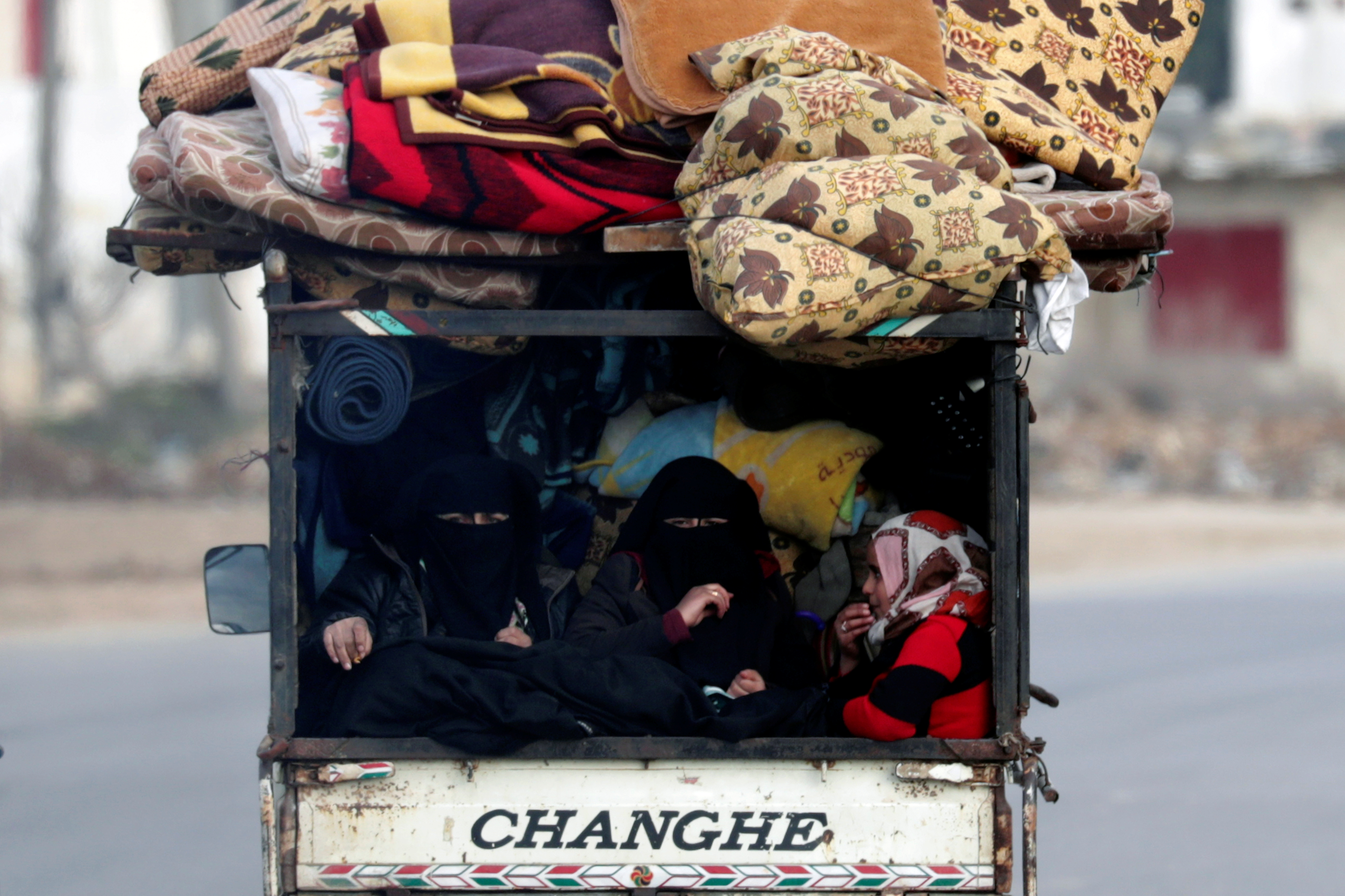 Un total de 900.000 personas han abandonado sus hogares en Idlib desde diciembre
