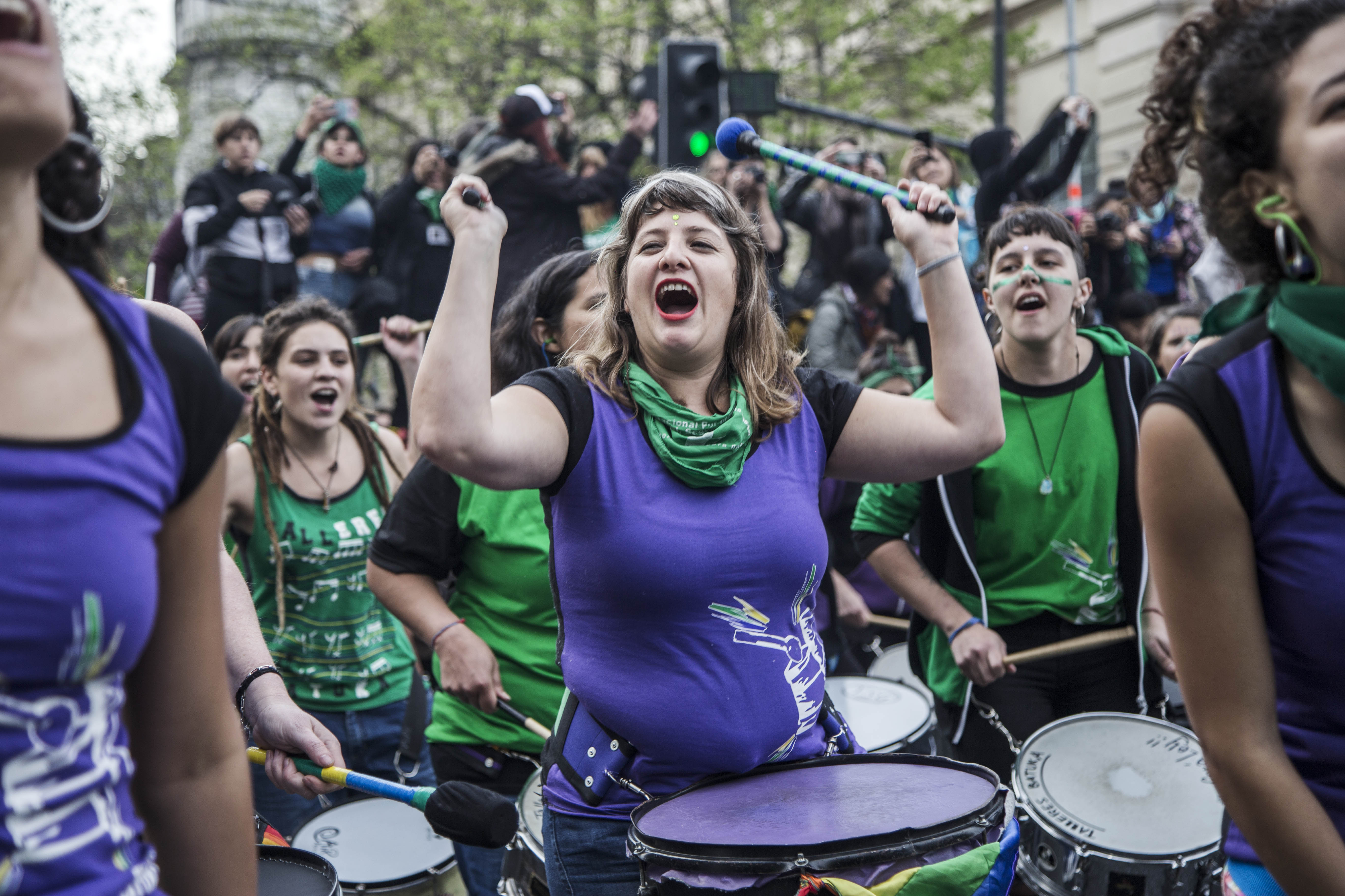 Una marea de mujeres y disidentes participó del cierre del 34° Encuentro Nacional de Mujeres (ENM)