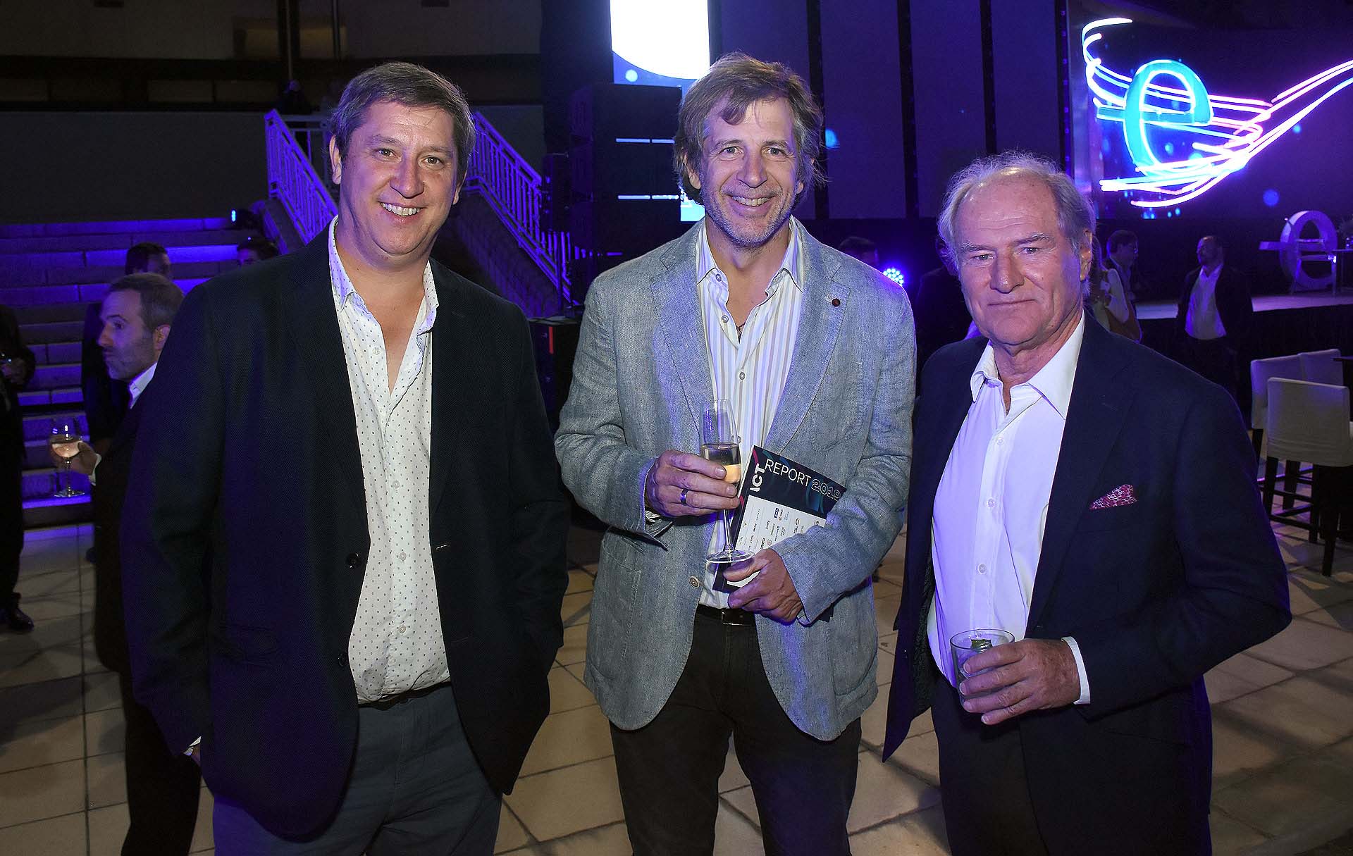 Rodolfo Montes de Oca, Fundador y CEO de Zott Producciones, Ramiro Otaño y Federico Braun, presidente supermercados la Anónima