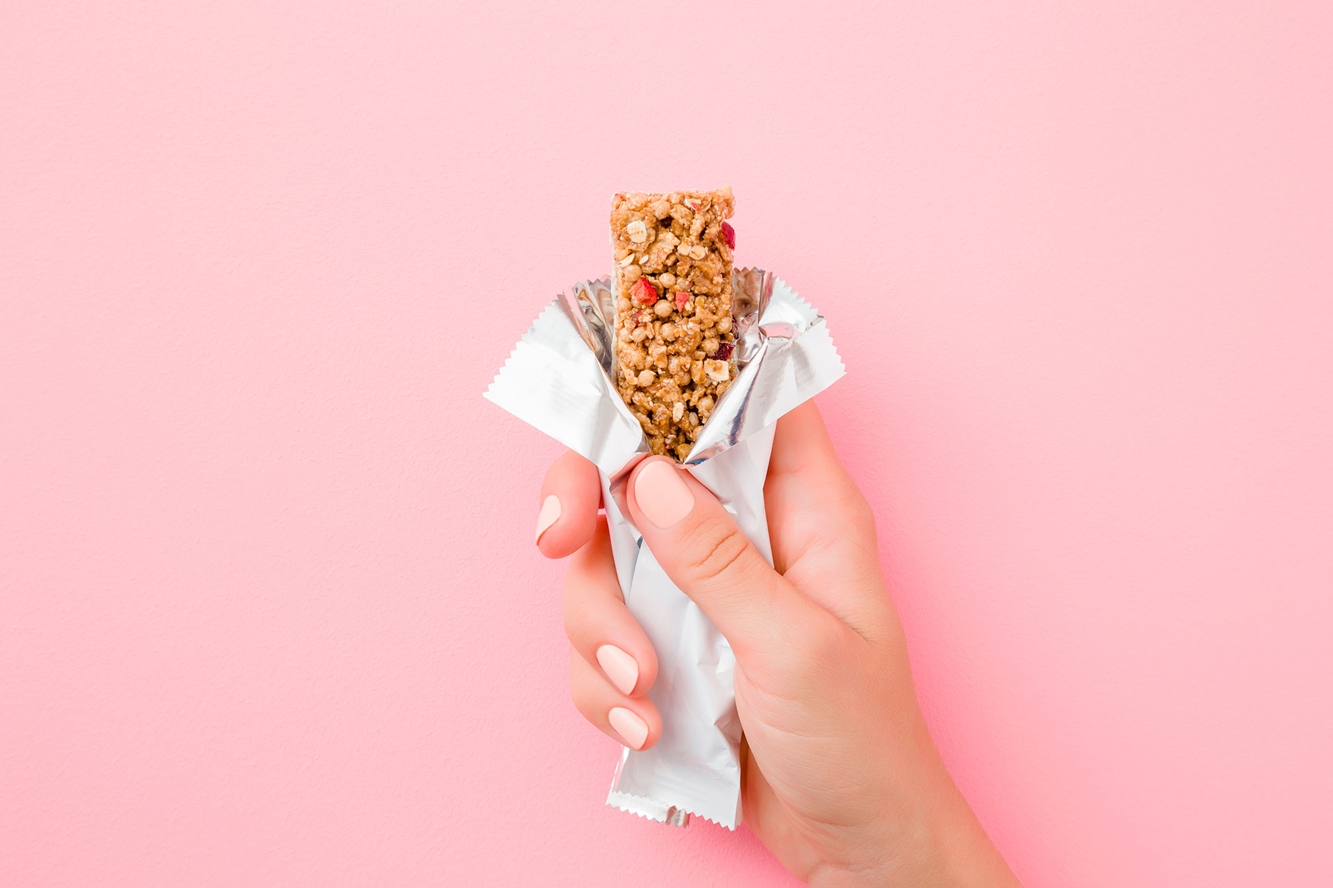 Algo se considera “dietético” cuando ha sufrido una modificación de algún componente ya sea por sustracción, adición o sustitución. Por este motivo, no necesariamente son productos reducidos en su valor calórico (Shutterstock)