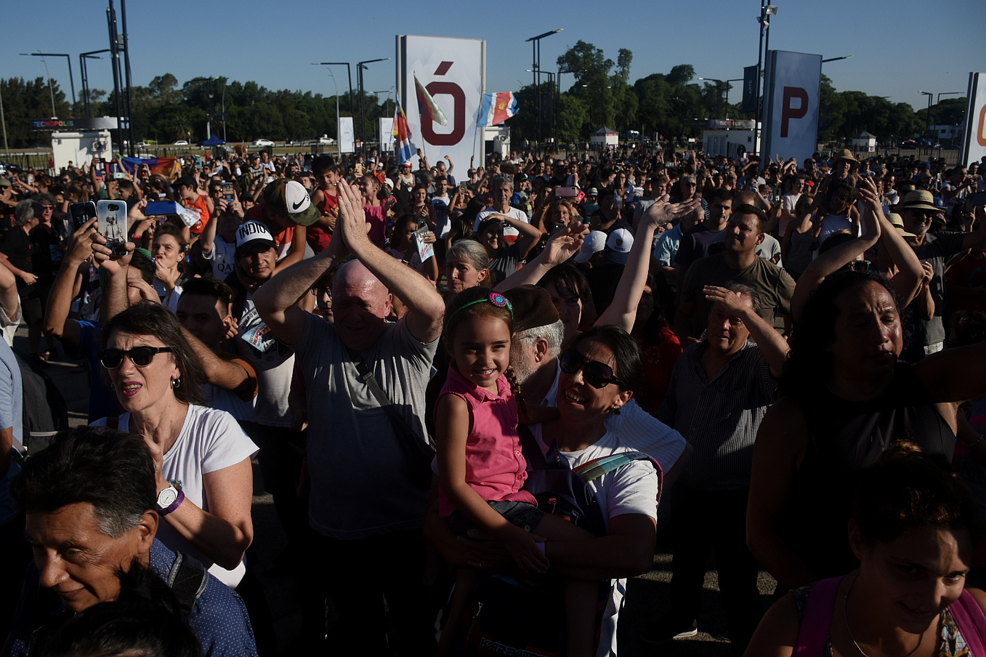 Cientos de personas se acercaron al predio para participar de la fiesta de reapertura.
