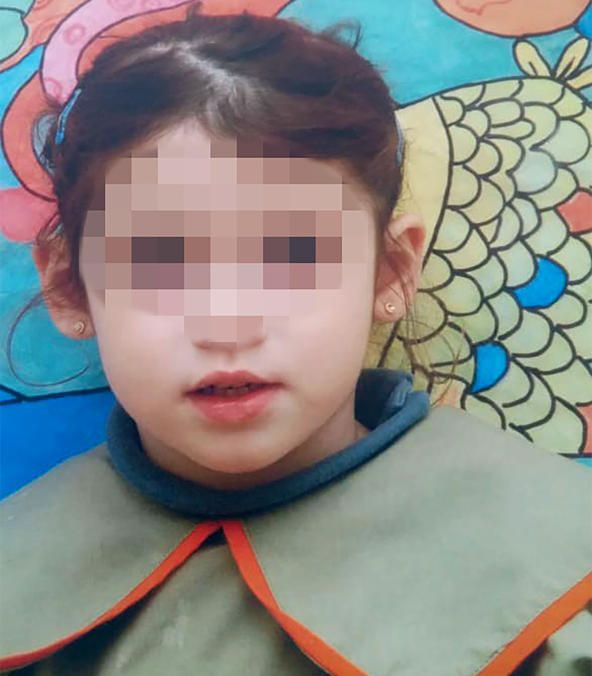 Tras la separación, el papá decidió cambiar a la nena de un colegio privado a uno público sin consultarle a la mamá