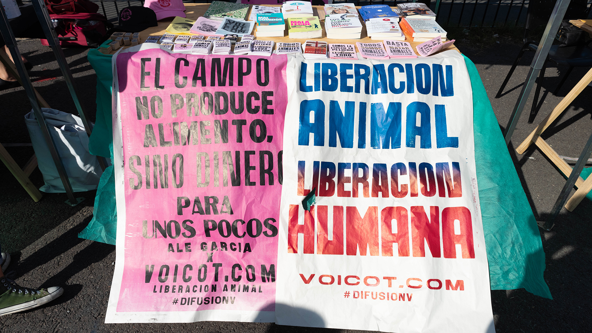 En esta edición también hay un sector donde están los referentes de voicot.com, el movimiento artístico que lucha por los derechos animales
