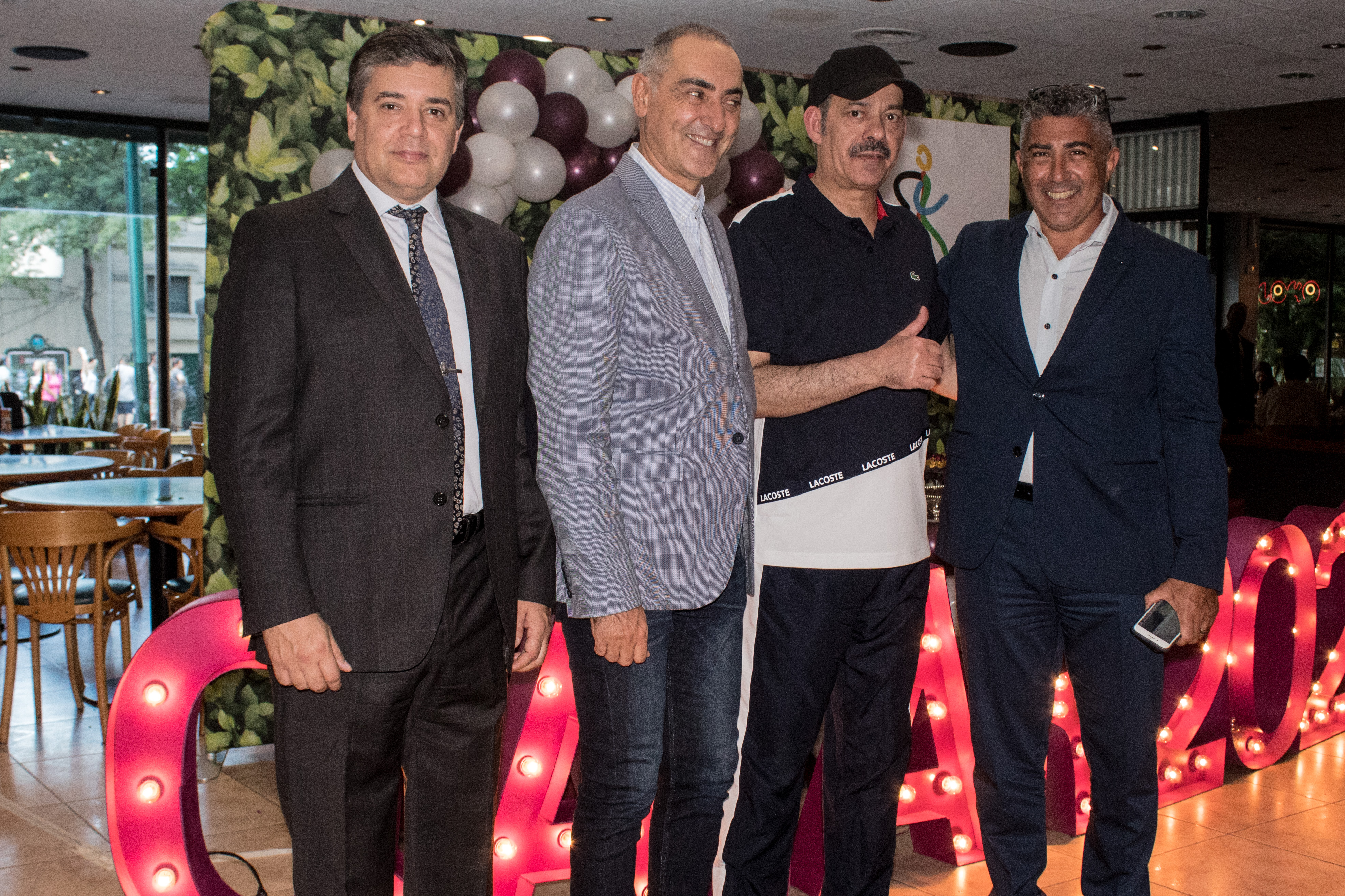El embajador del Estado de Qatar, S.E. Battal M. Al Dosari, junto a Claudio Schiavoni, jefe de la División de Seguridad de Objetivos Diplomáticos; Alejandro Ñamandú, director de Seguridad Diplomática; y Marcelo Sena, jefe del Departamento de Asuntos Exteriores