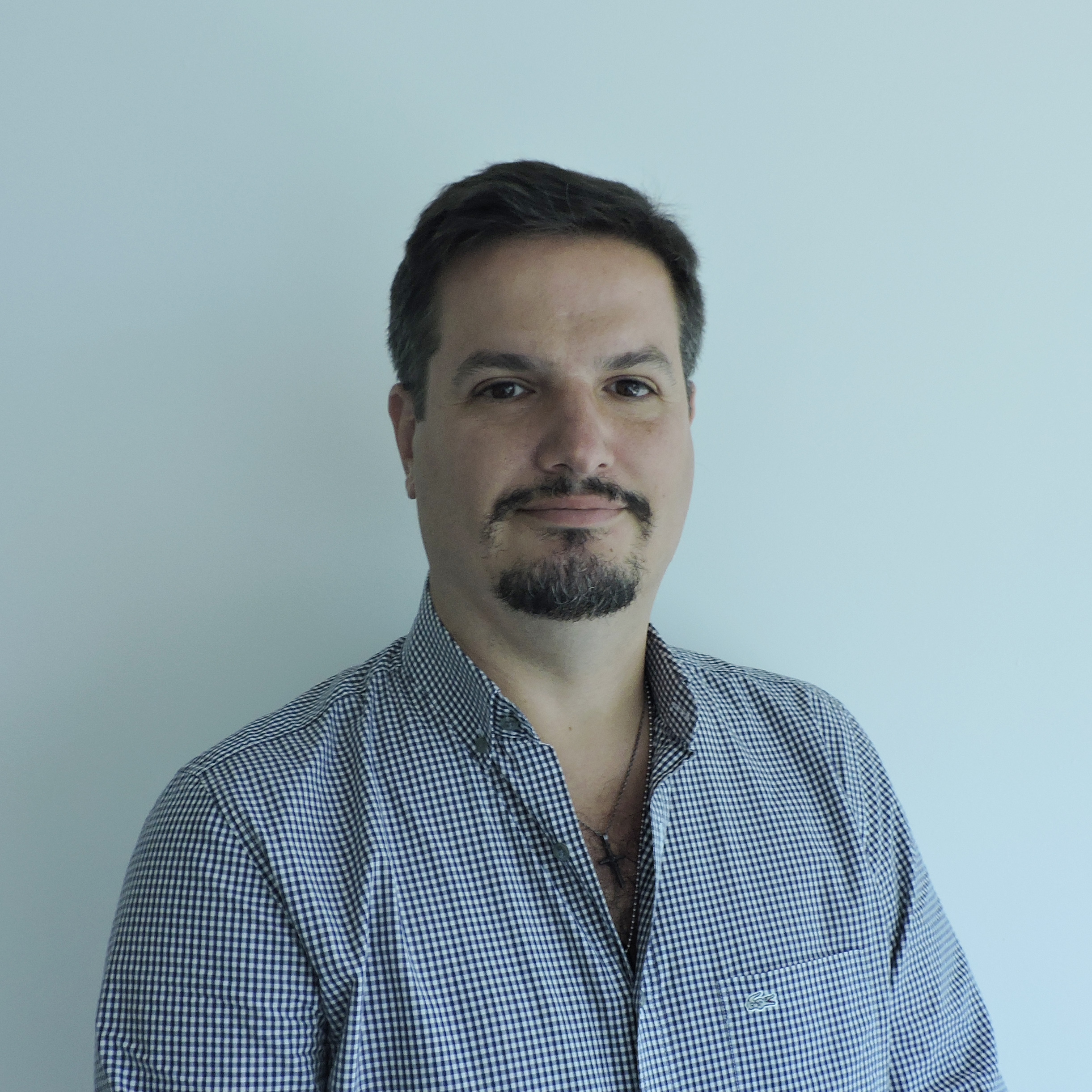 Luis Lubeck especialista en ciberseguridad.