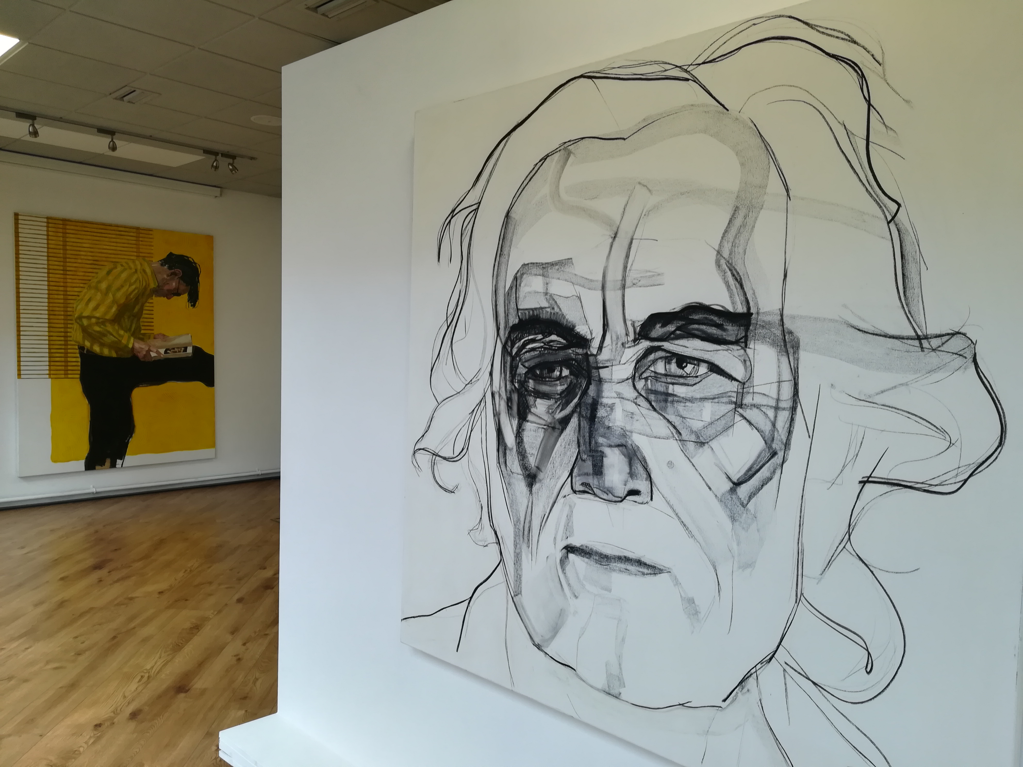 Retrato de Carlos Alonso en el Instituto Cervantes de Dublín