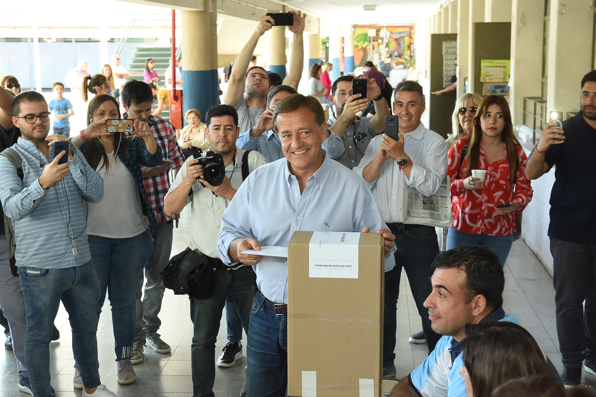 El candidato del oficialismo local y actual intendente de Mendoza, Rodolfo Suárez