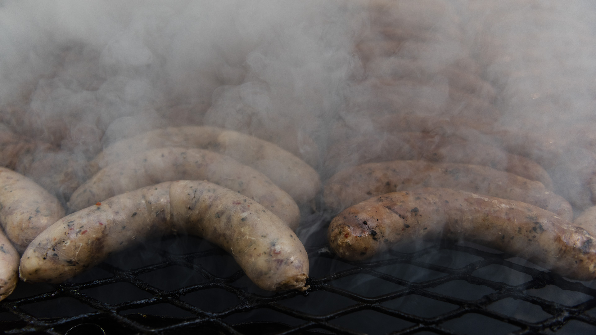 Decenas de puestos de comida fueron montados en todas las inmediaciones de la Plaza de Mayo