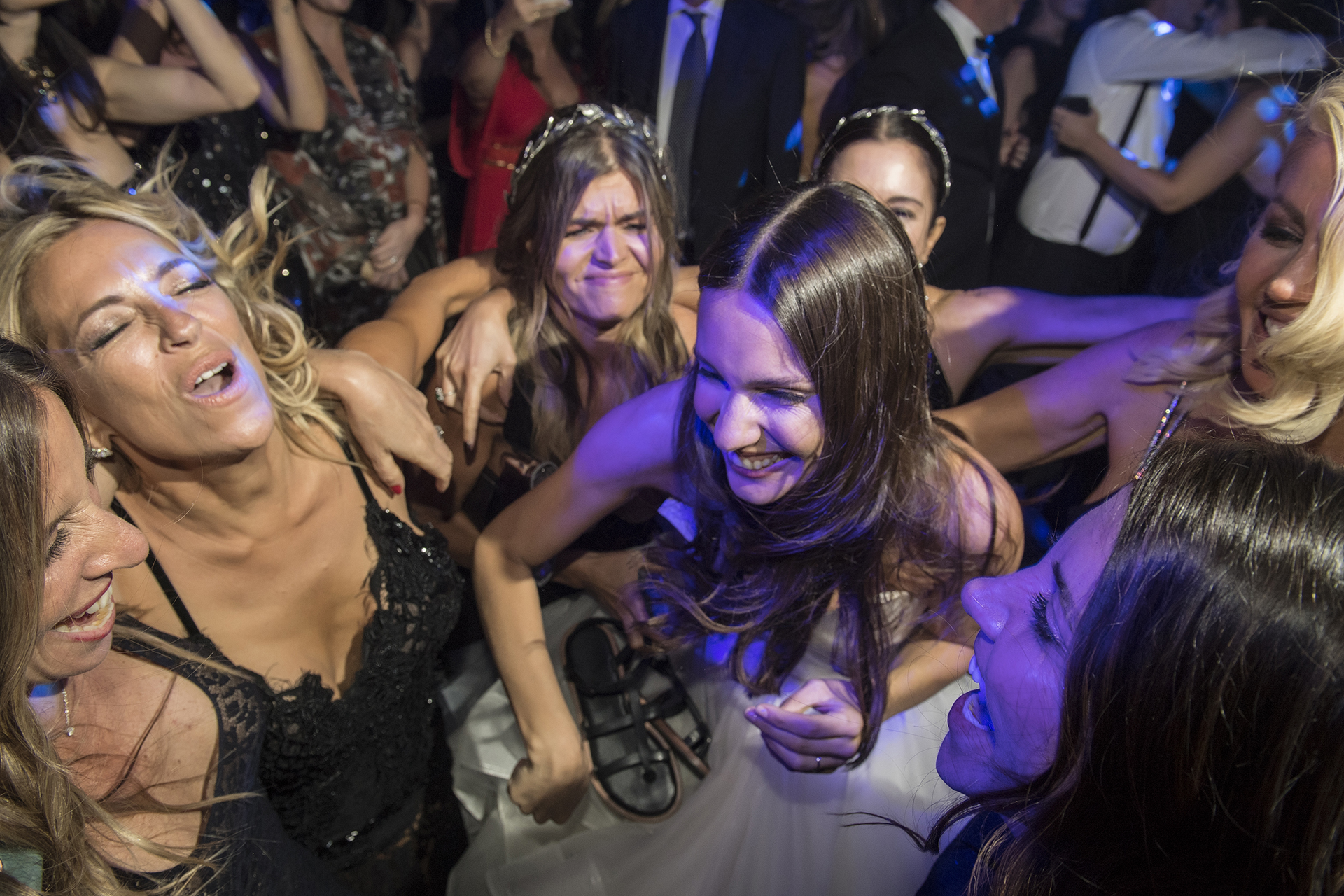 Pampita pidió a los organizadores que prepararan un evento sencillo y emotivo
