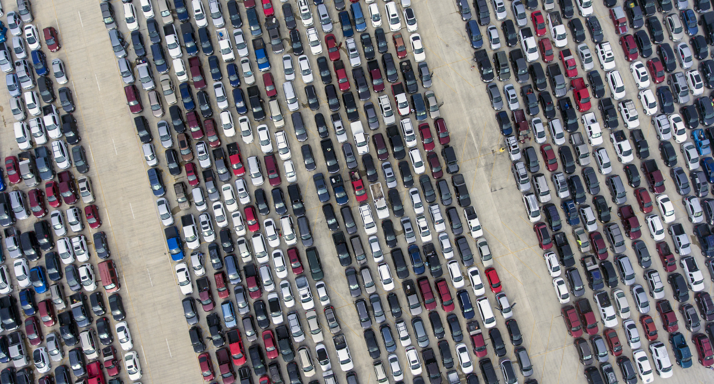 Más de 10.000 familias fueron beneficiadas por el Banco de Alimentos en San Antonio, Texas (William Luther/The San Antonio Express-News via AP)