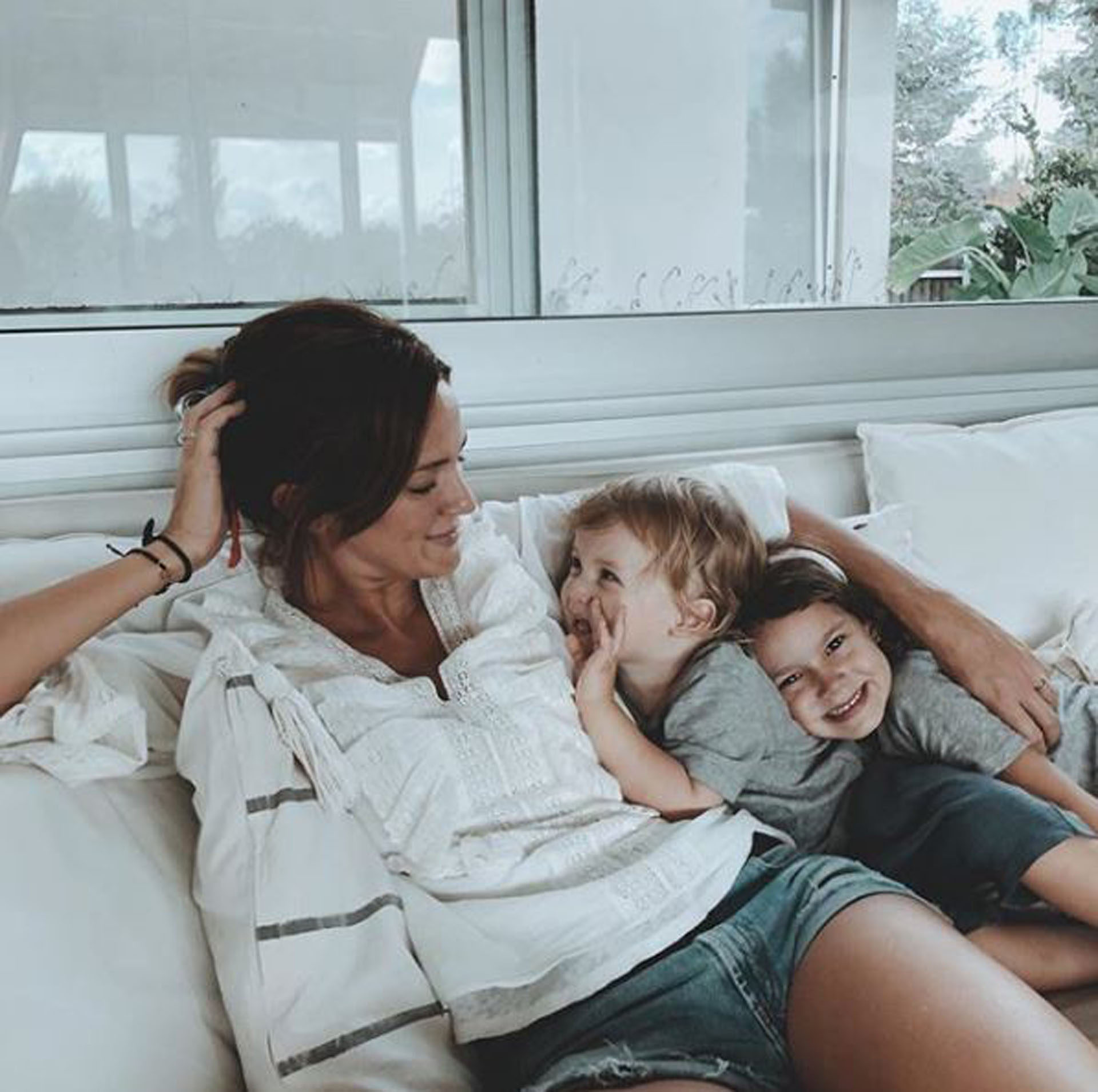 Paula Chaves confirmó a los tres meses de embarazo que espera su tercer hijo, que será una niña
