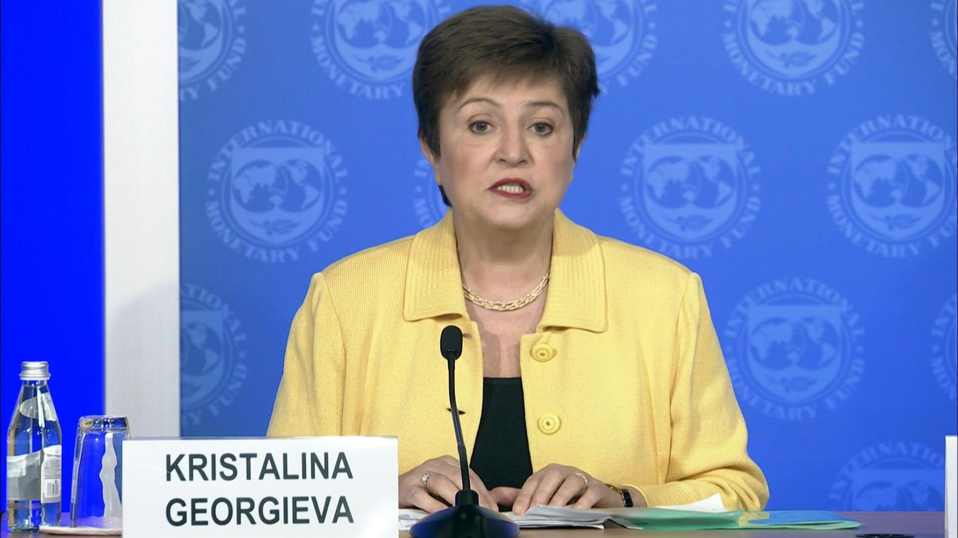 El crecimiento mundial será inferior este año al de 2019 por la epidemia de coronavirus, pero resulta "difícil predecir" cuánto va a caer la economía, según la presidenta del Fondo Monetario Internacional.