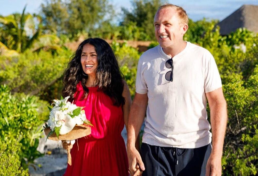 En agosto de 2018, Salma Hayek renovó sus votos matrimoniales con Francois-Henri Pinault en Bora Bora (Instagram)