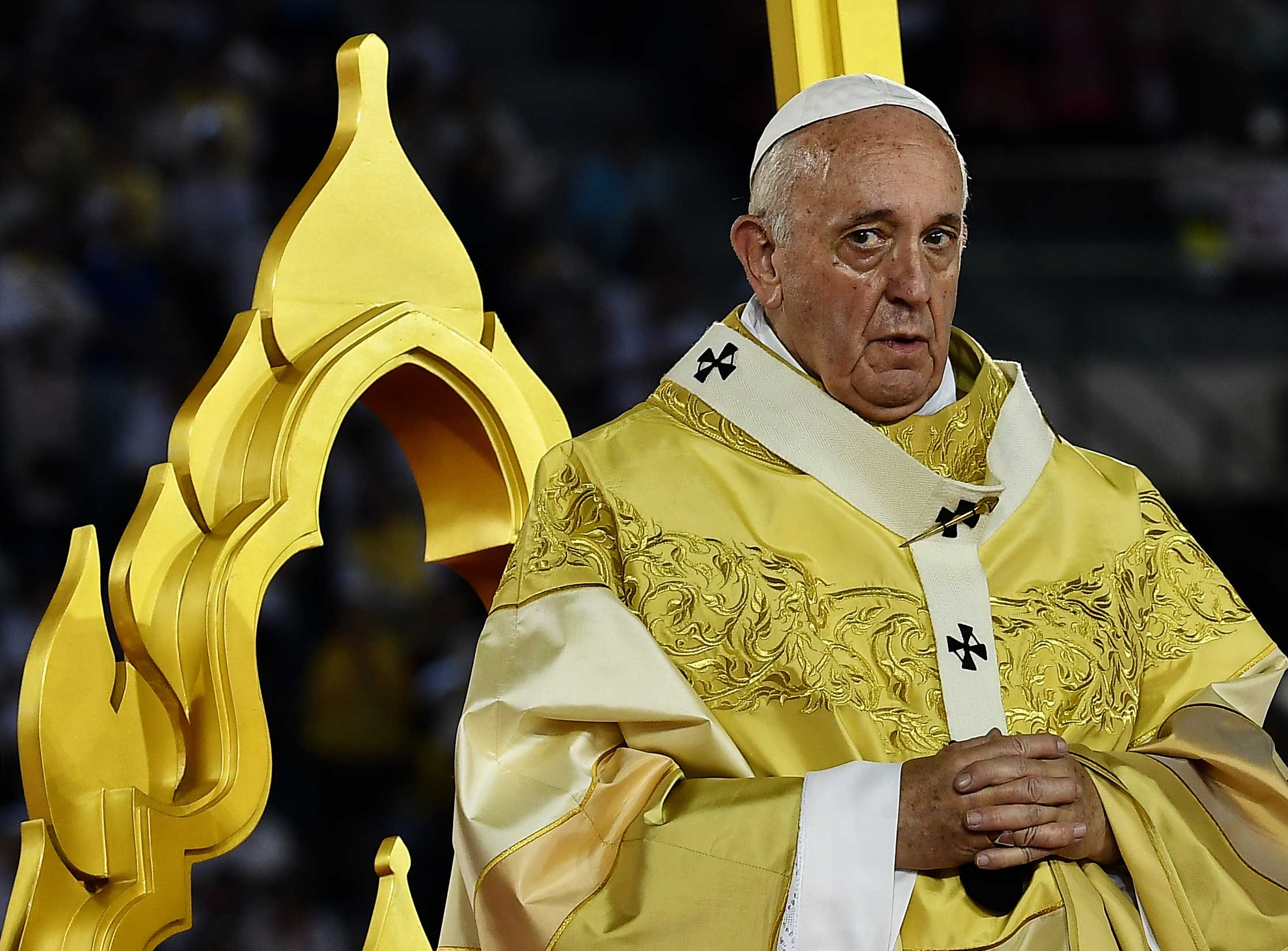 El líder la de la Iglesia Católica agradeció “la oportunidad de poder visitar esta tierra rica de tantas maravillas naturales” y destacó la “hospitalidad”, que le permitirá “propagar y acrecentar lazos de mayor amistad entre los pueblos”. (AFP)