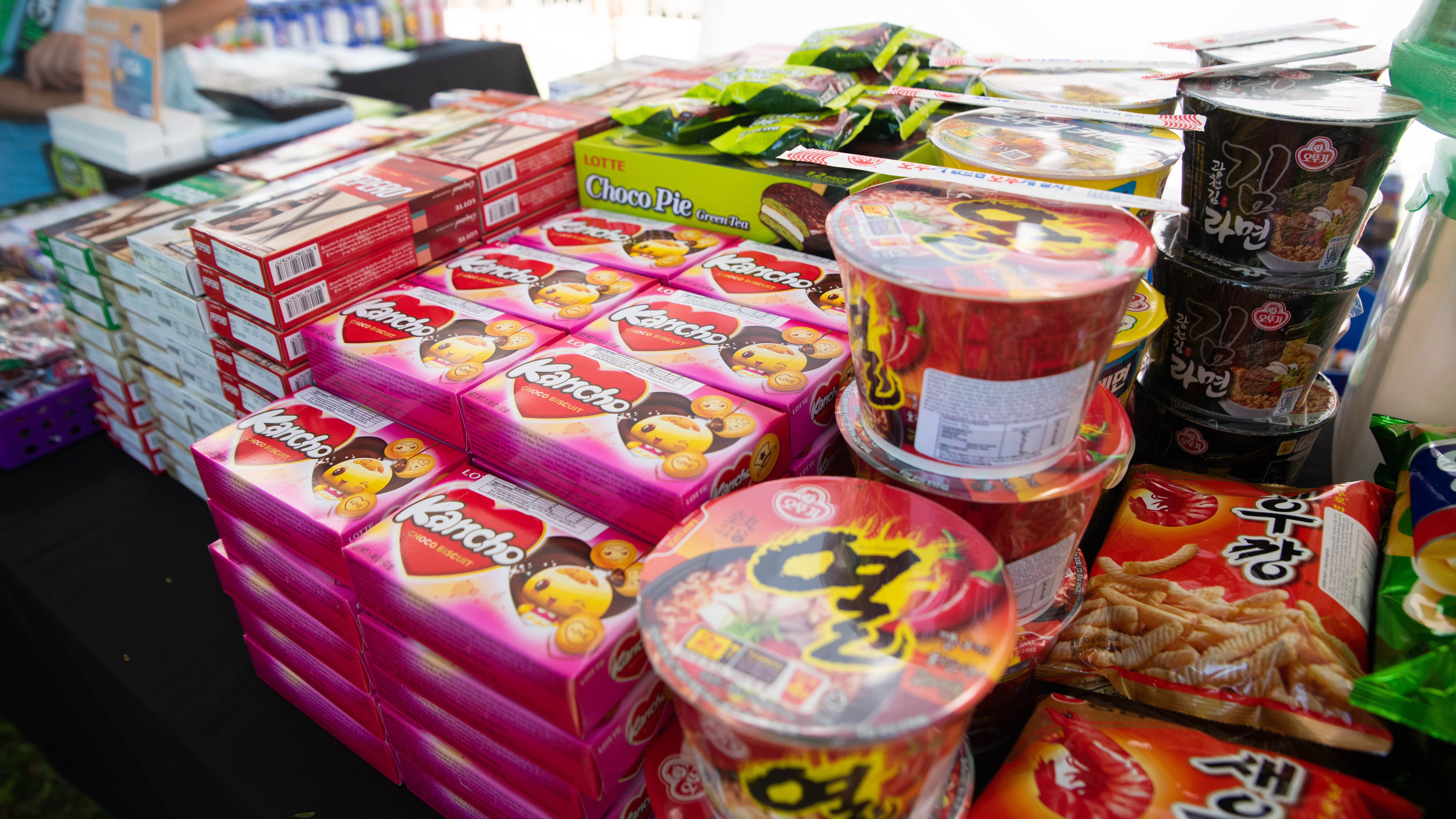 Quienes participaron de los festejos pudieron adquirir todo tipo de alimento oriental.