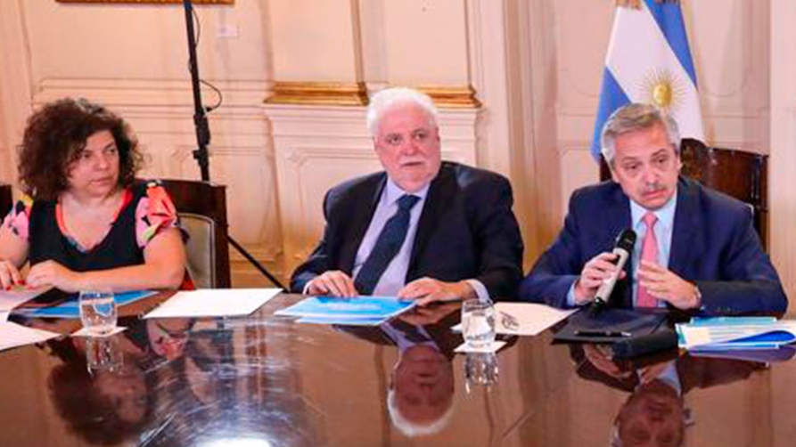 Alberto Fernández durante la reunión en la que analizó el avance del coronavirus