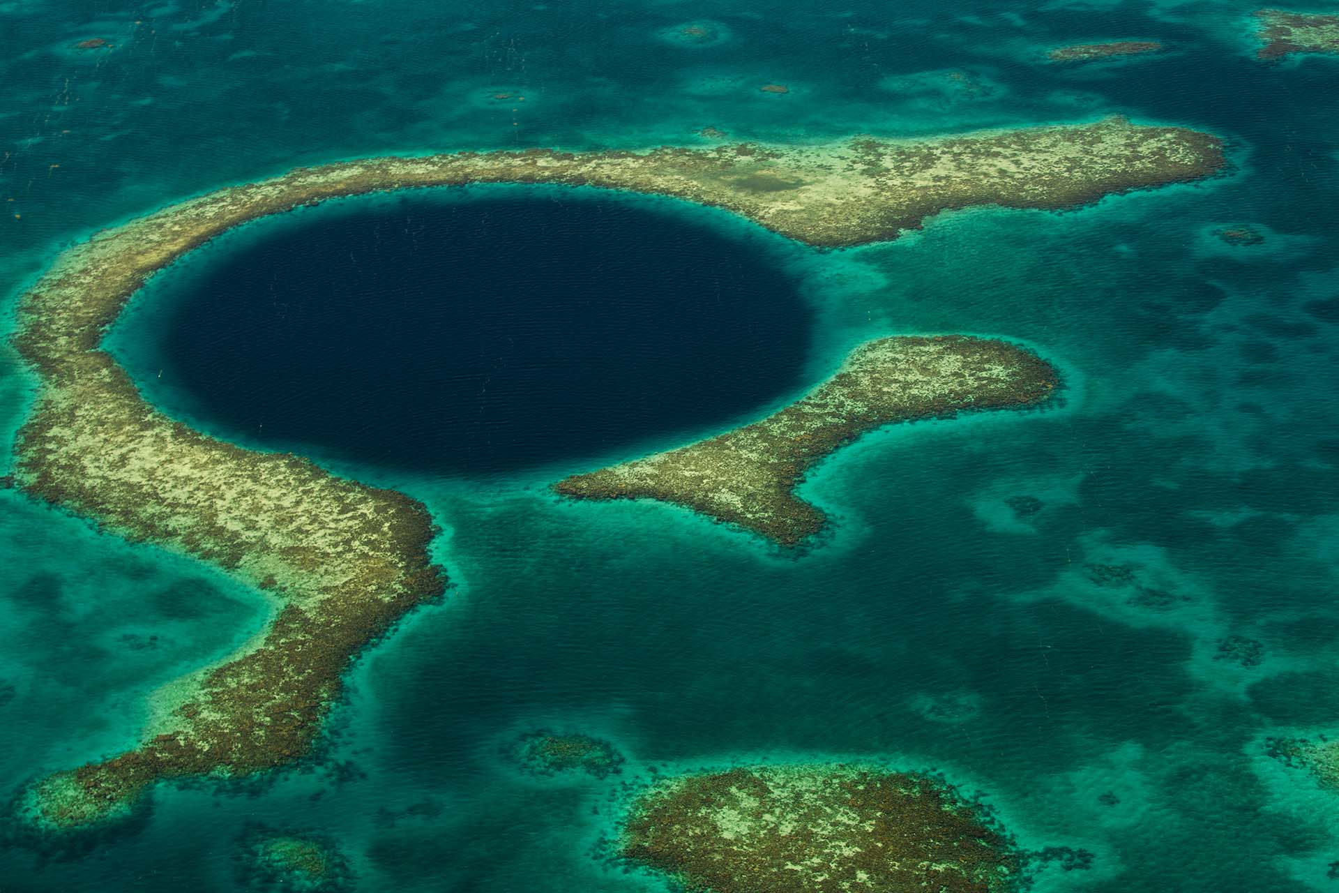 Justo en la costa caribeña desde Yucatán, este país centroamericano se encuentra en el segundo arrecife de coral vivo más grande del mundo. La península sur de Placencia tiene una serie de nuevos centros turísticos salpicados a lo largo de las playas y lagunas, mientras los viajeros esperan ansiosamente la apertura de Alaia Belice, un hotel Marriott International Autograph Collection frente a una prístina playa blanca de 300 metros, en 2020