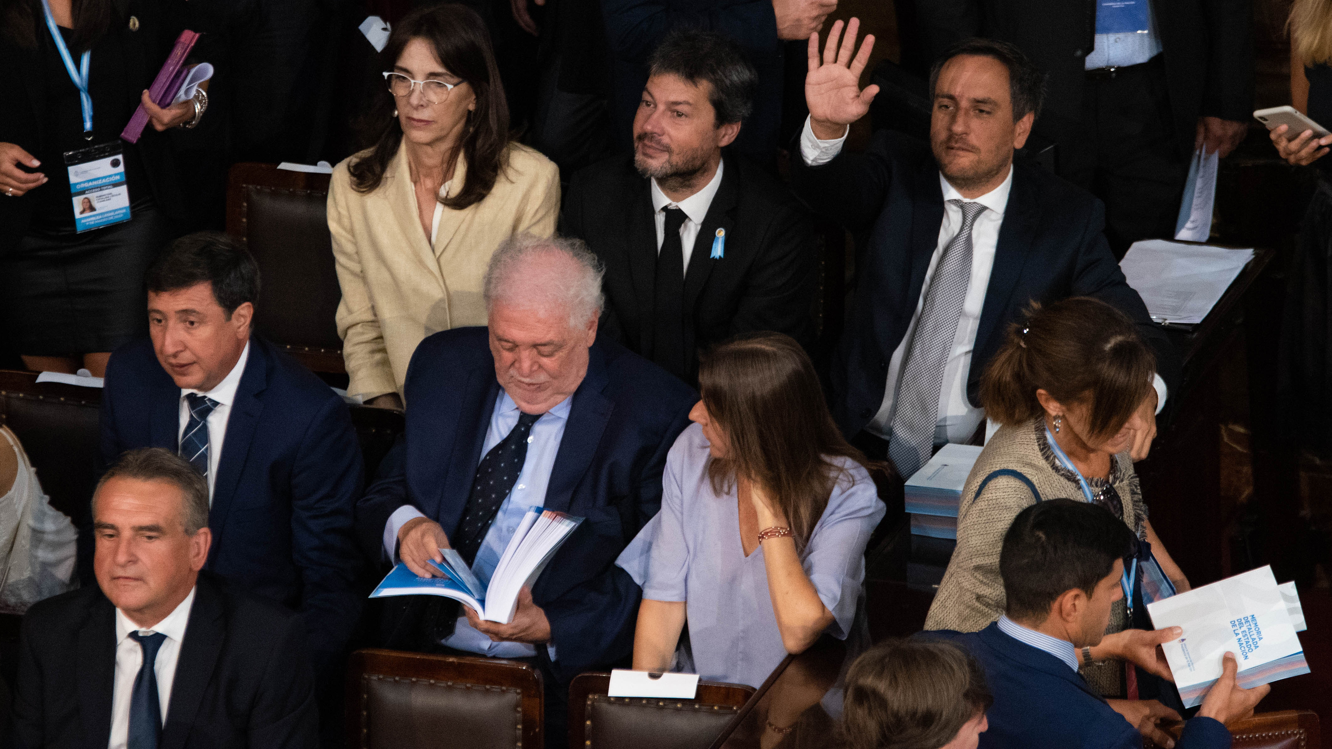 El ministro de Defensa Agustín Rossi, el ministro de Salud Ginés González García en el medio, a su derecha ministro de Desarrollo Social Daniel Arroyo, el ministro de Ambiente Juan Cabandié y el ministro de Turismo y Deportes Matías Lammens (Franco Fafasuli)