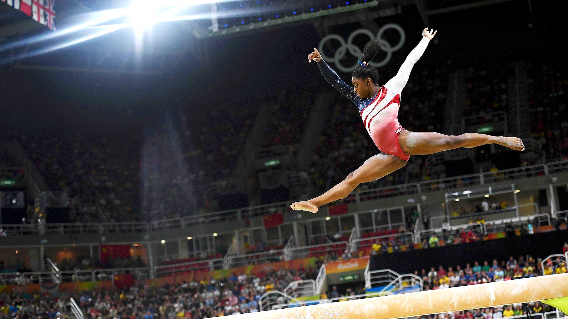 La gimnasta estadounidense Simone Biles está entre las deportistas femeninas más importantes de los últimos 10 años (Reuters)