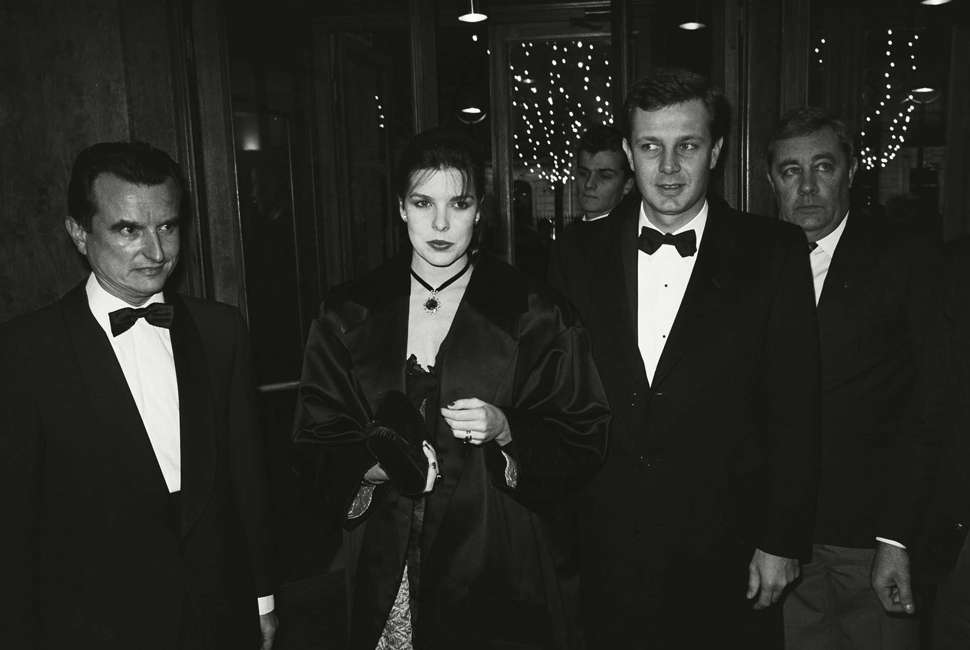 En 1983 se enamoró de Stefano Casiraghi, un multimillonario heredero. Se casaron seis meses después de conocerse. Se amaban, eran felices, tuvieron tres hijos, pero la tragedia golpeó a la familia: Stefano se mató durante una competencia náutica (Shutterstock)