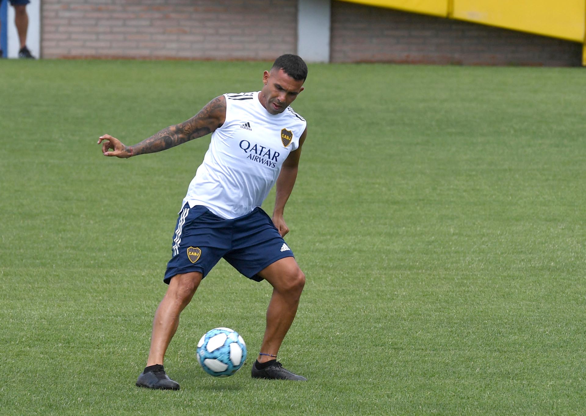 Tevez fue el primero en presentarse para el inicio de los entrenamientos