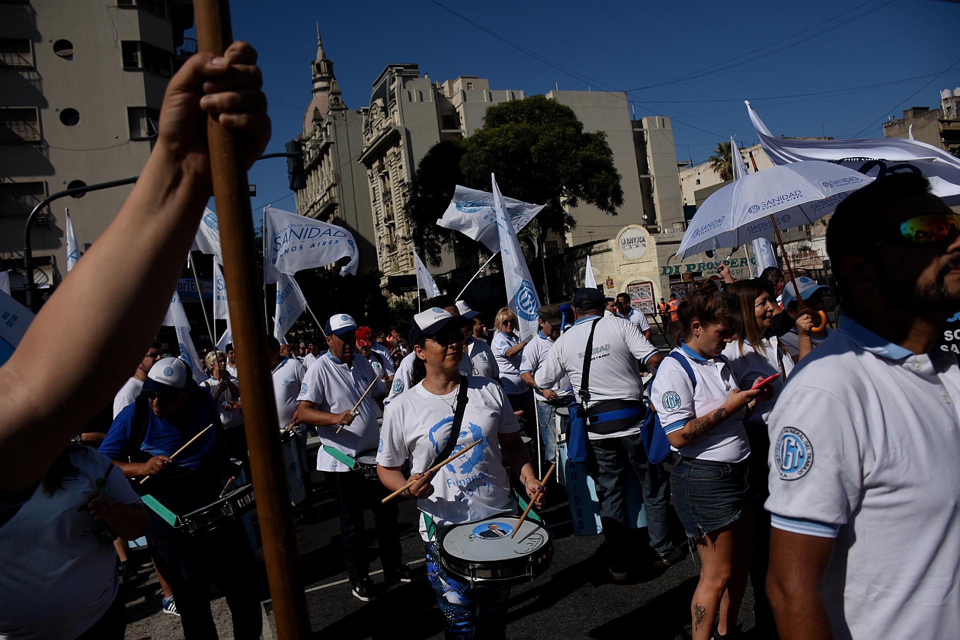 Callao y Rivadavia es el punto de encuentro de agrupaciones políticas y sindicatos que se concentrará en la Plaza del Congreso