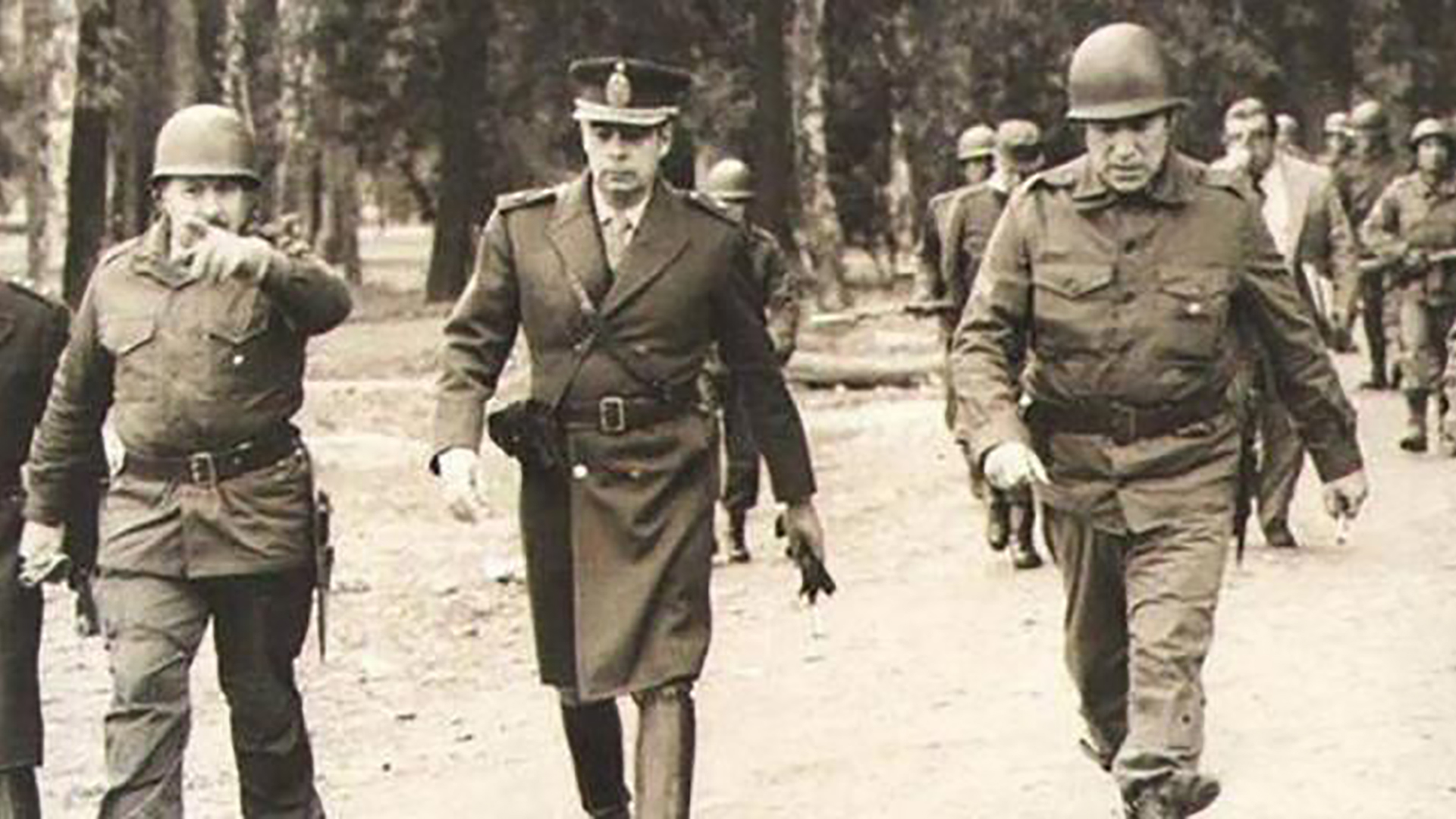 El general Acdel Vilas y Domingo Bussi en Tucumán