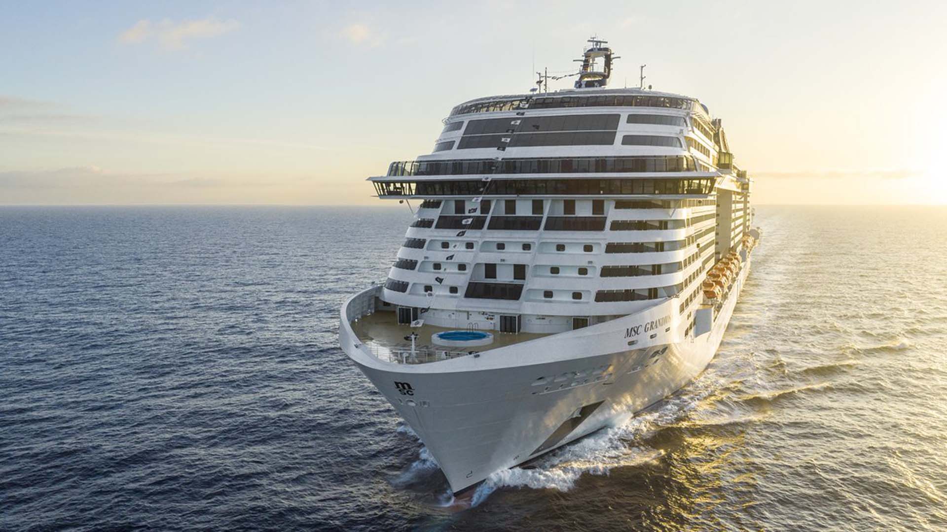 El gobierno de Uruguay prohibió el ingreso de turistas que llegaban en un crucero (FOTO ARCHIVO - @MSCCrucerosESP)
