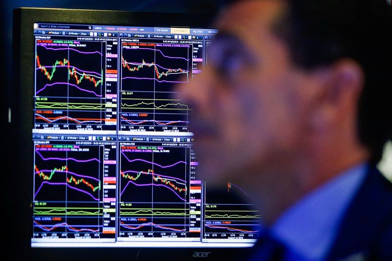 Los mercados internacionales evalúan las definiciones de los bancos centrales. (Reuters)