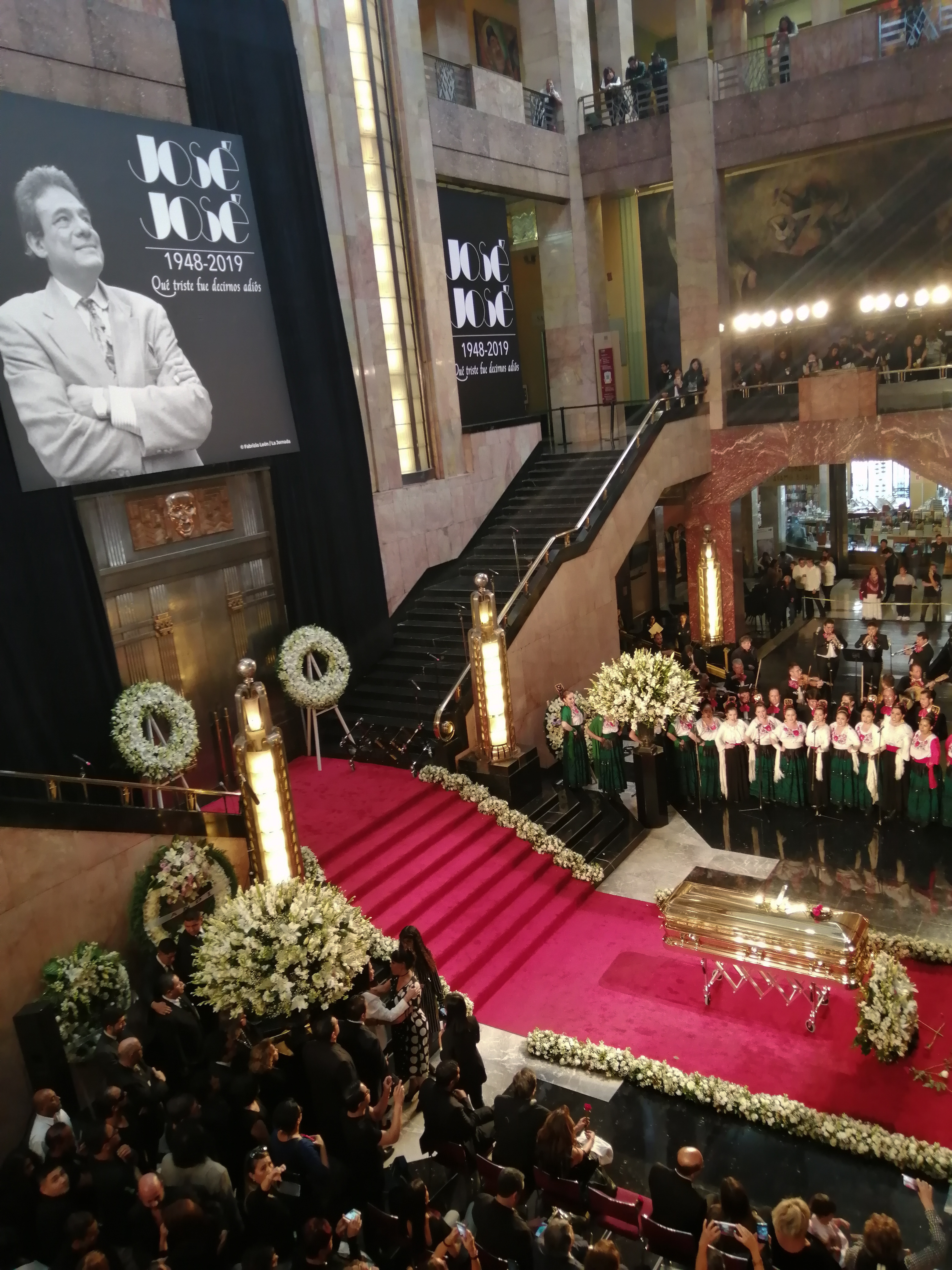 José José hizo ricos y famosos a los compositores”: Martín Urieta habló con  Infobae en el homenaje al “Príncipe de la Canción” - Infobae