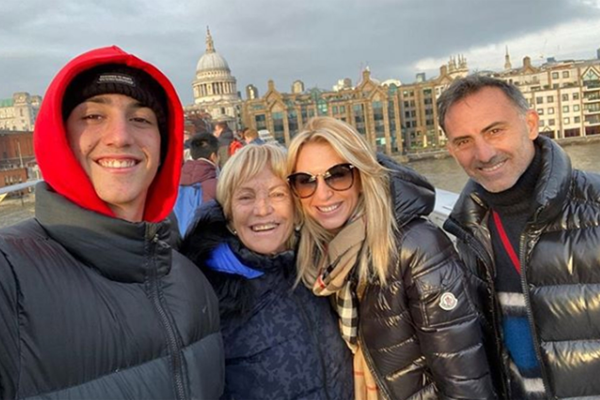 El clan Latorre visitó Francia e Inglaterra (Instagram)