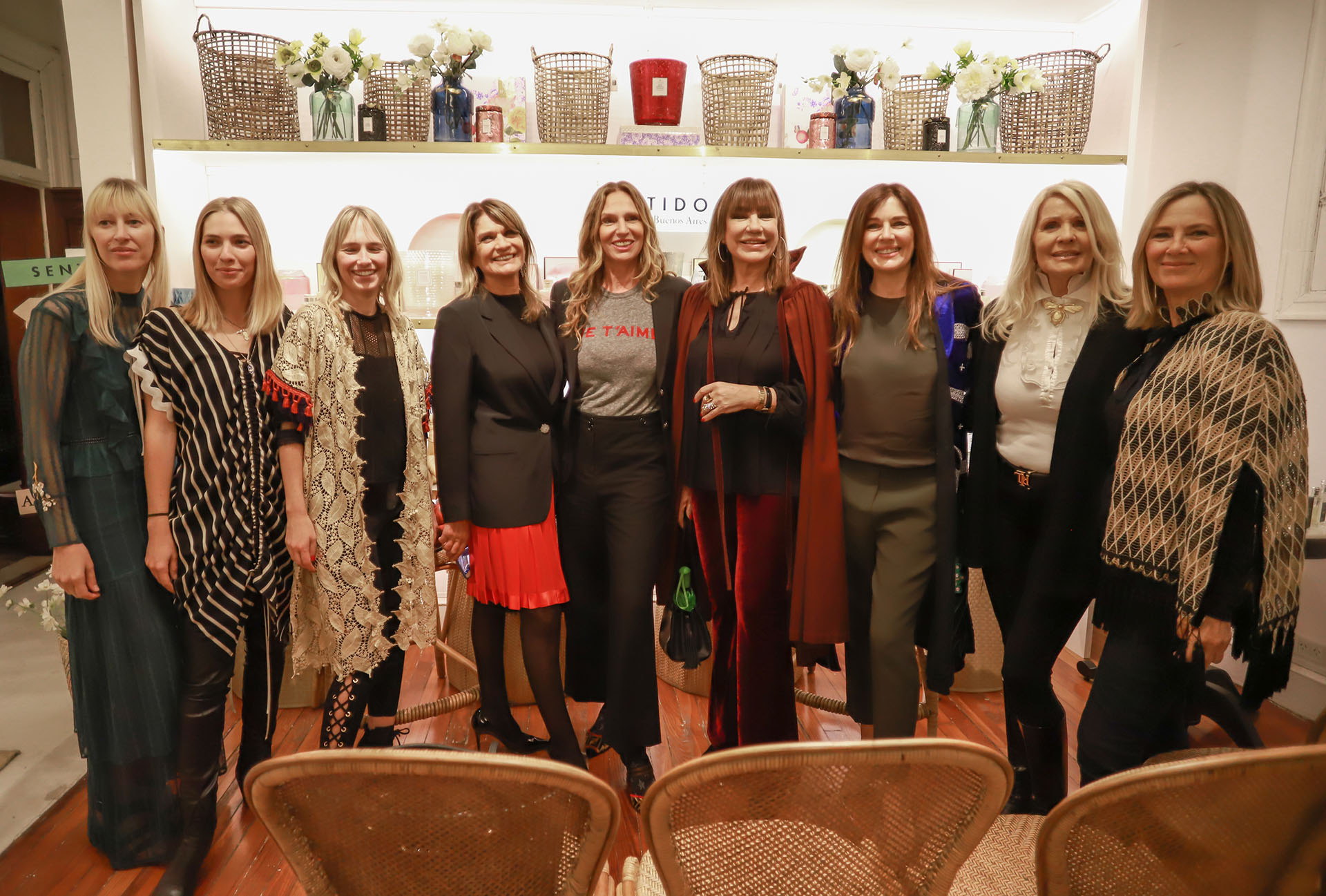 Teresa Calandra, Ginette Reynal, Mora Furtado y Evelyn Scheidl acompañaron a su amiga, Andrea Frigerio