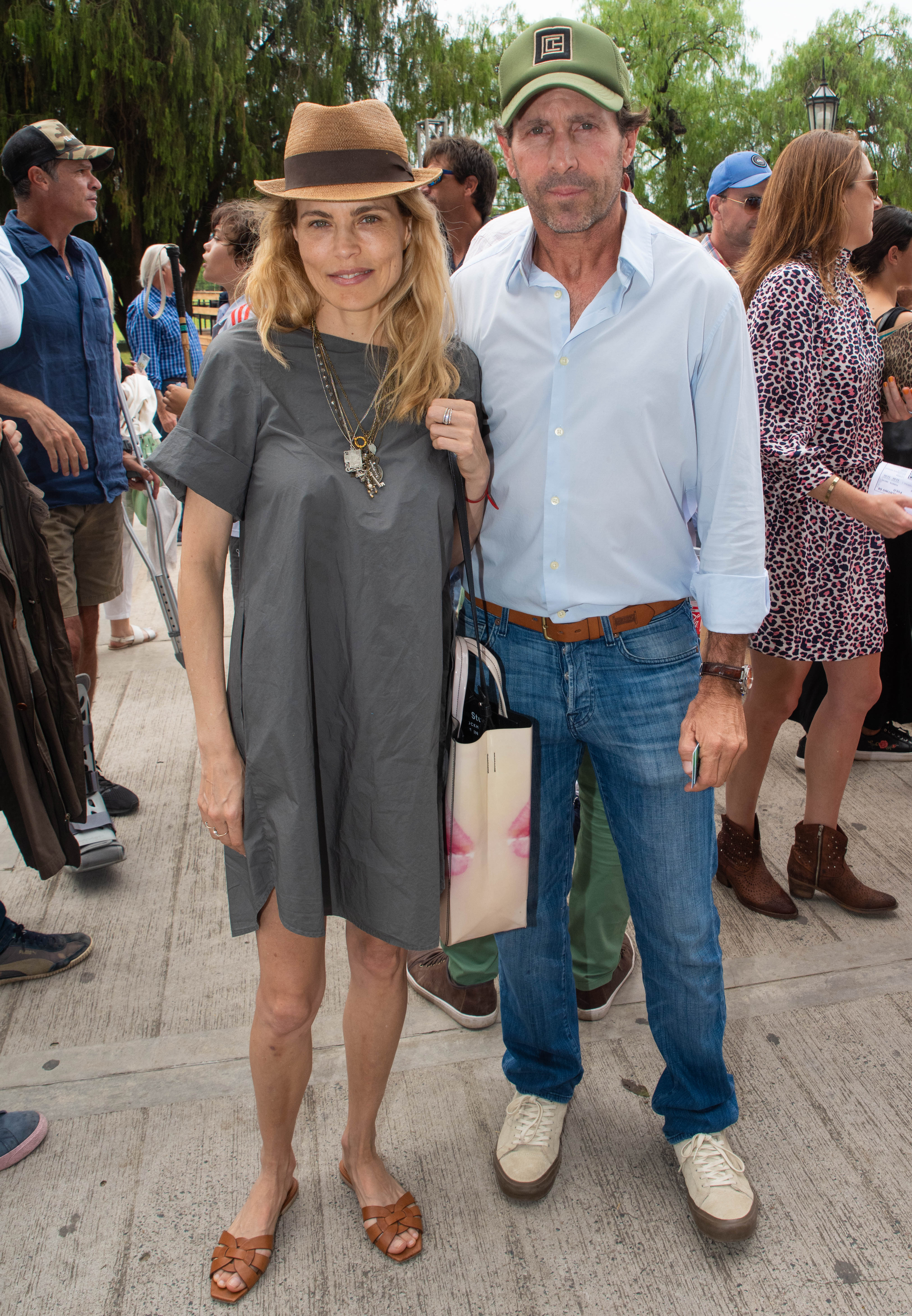 Julieta Kemble y Justo Saavedra